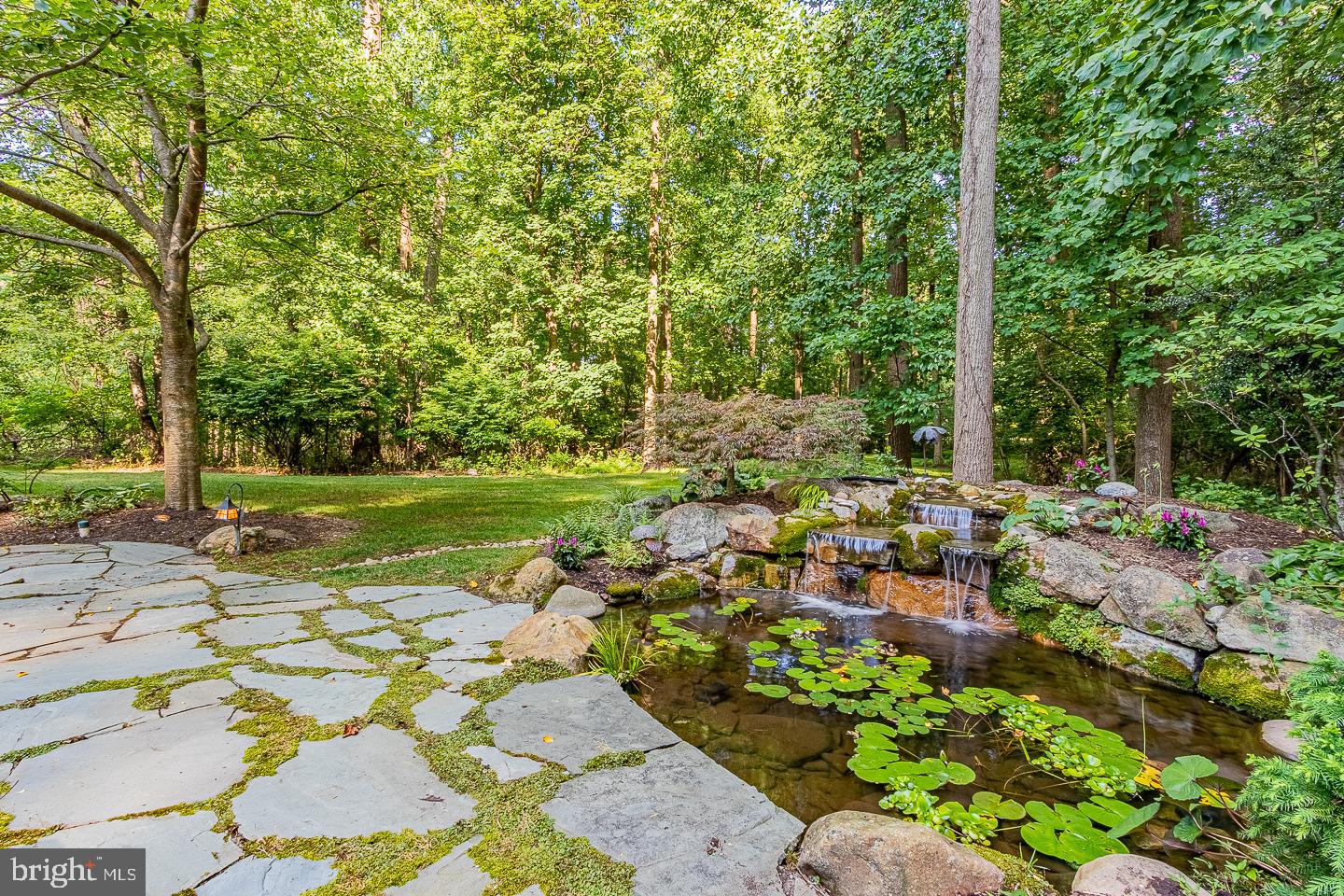 WHITEHORSE - Residential