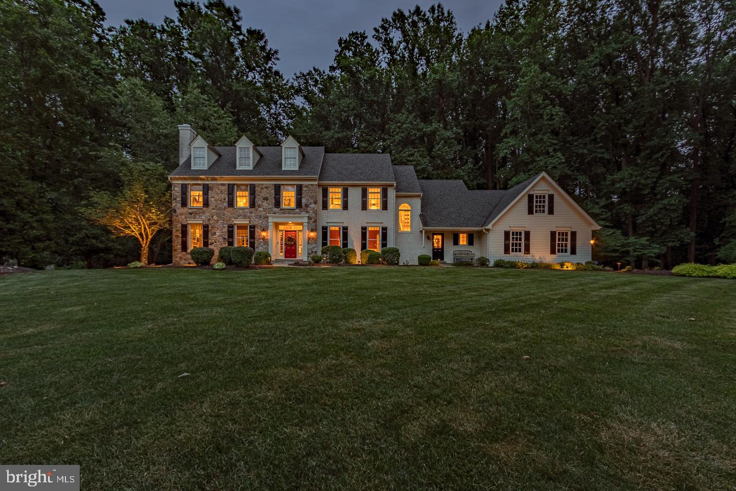 WHITEHORSE - Residential