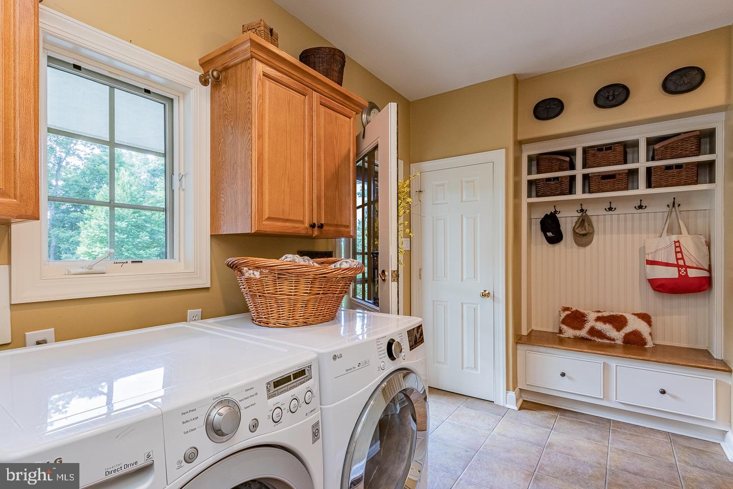 WHITEHORSE - Residential