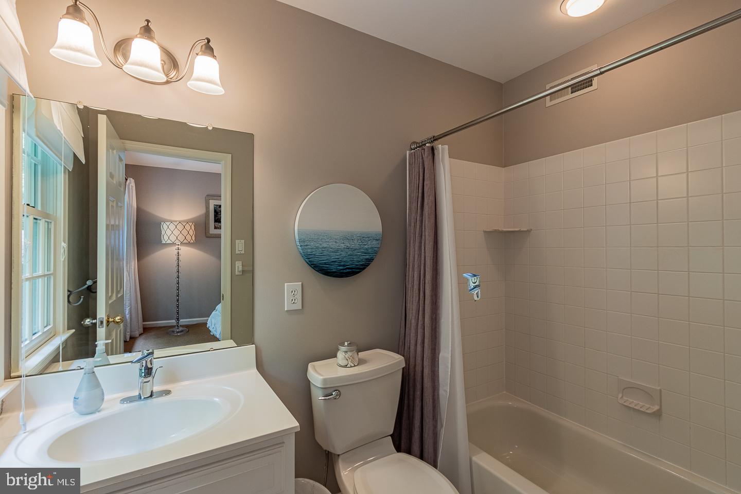 WHITEHORSE - Residential