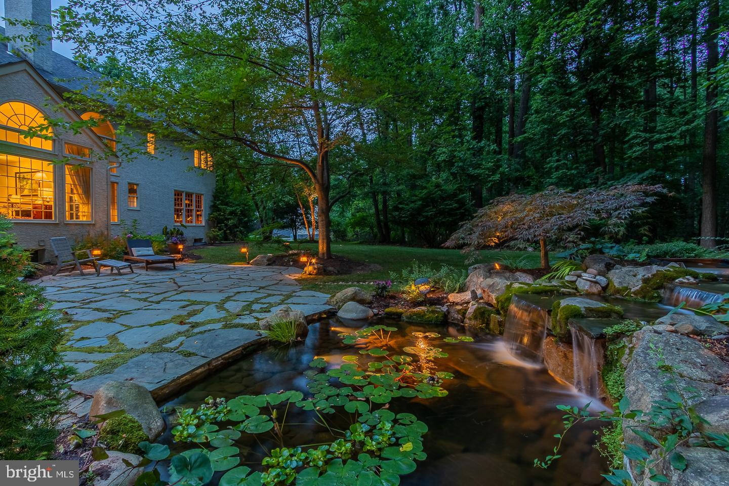 WHITEHORSE - Residential