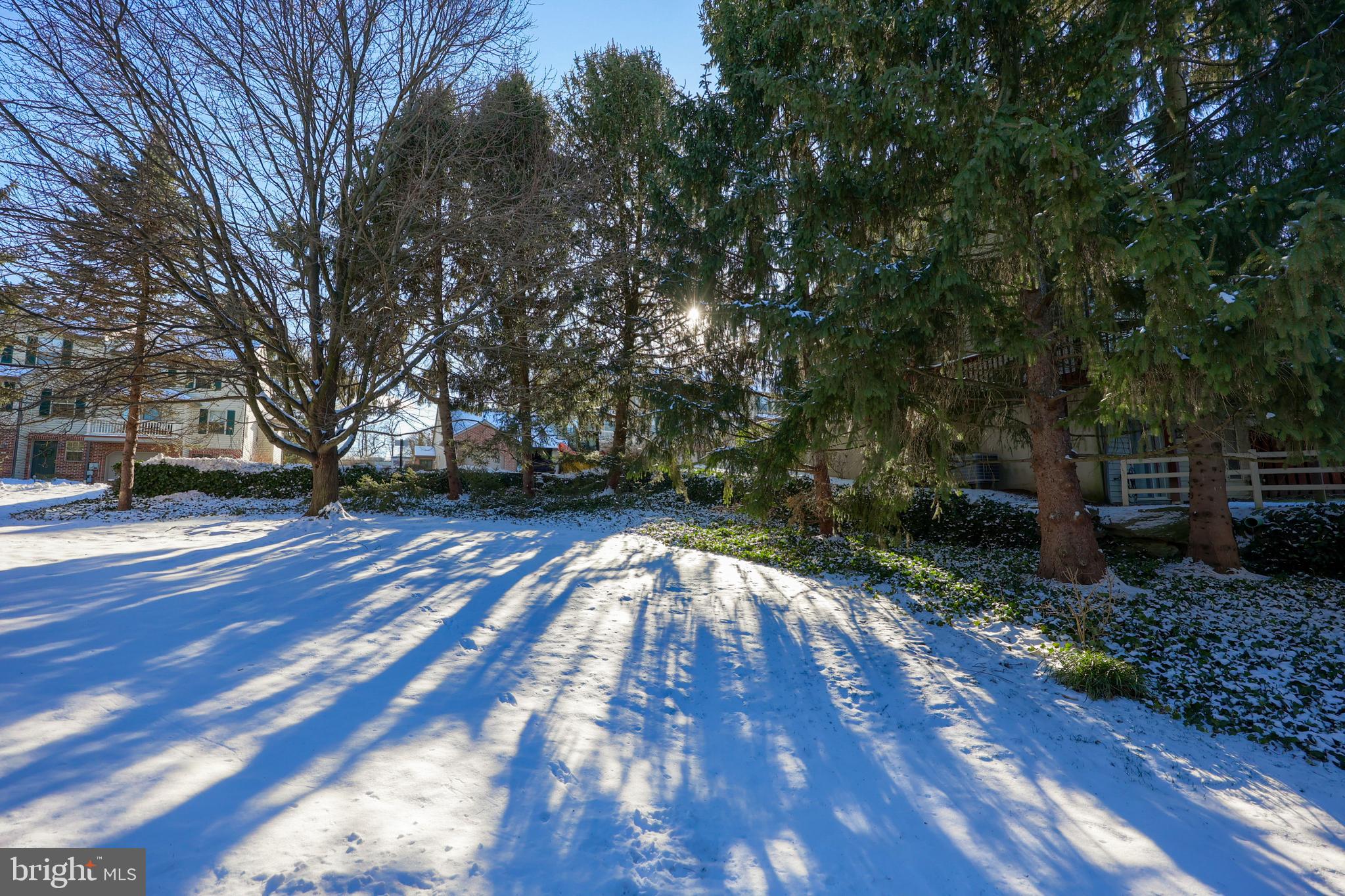 RIVER BEND PARK - Residential