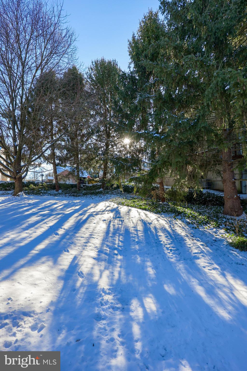 RIVER BEND PARK - Residential