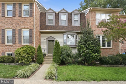 Townhouse For Sale - 7702 Jewelweed Court<br/> SPRINGFIELD, VA 22152