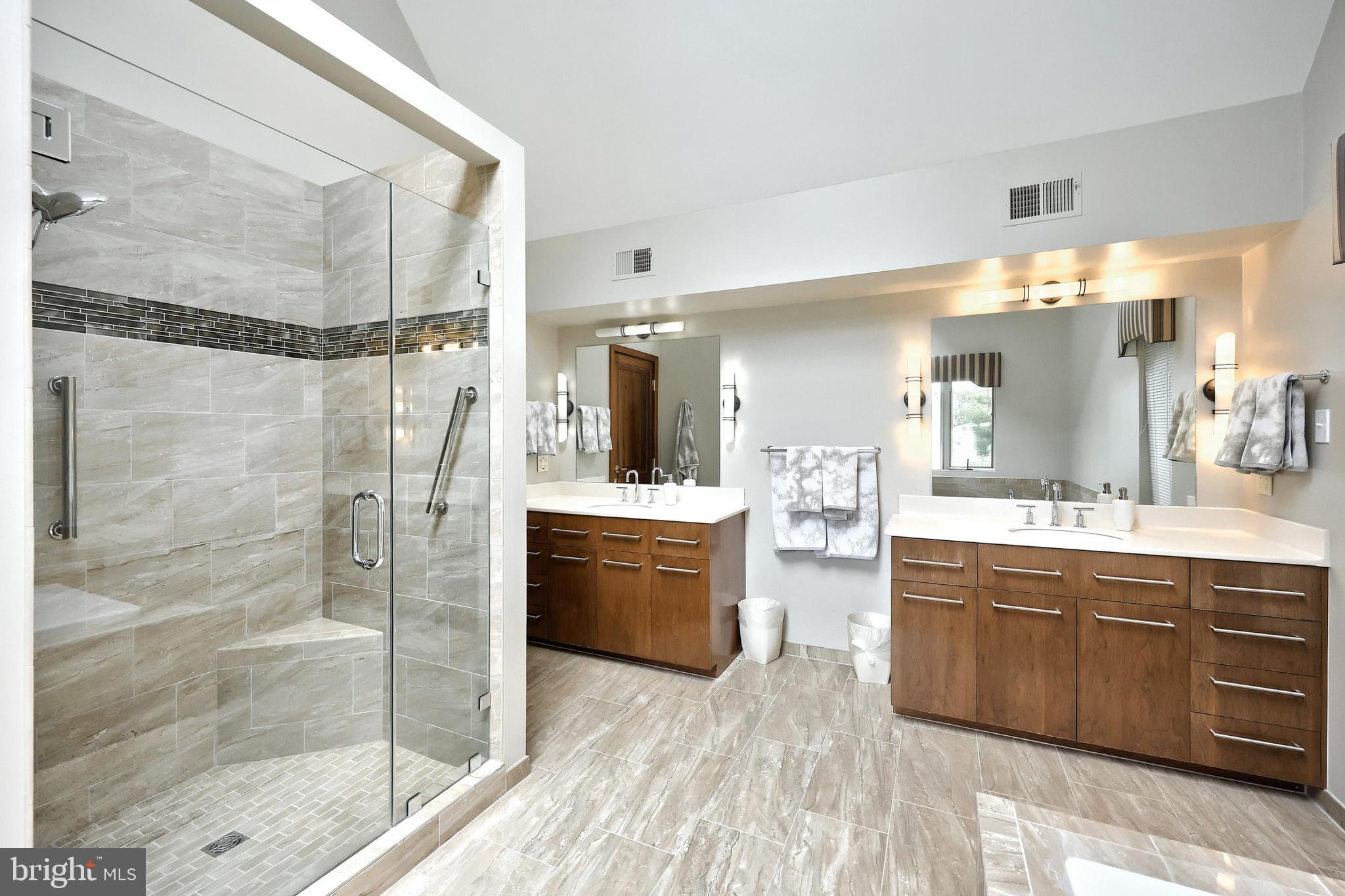 LAKE PAHAGACO - Residential