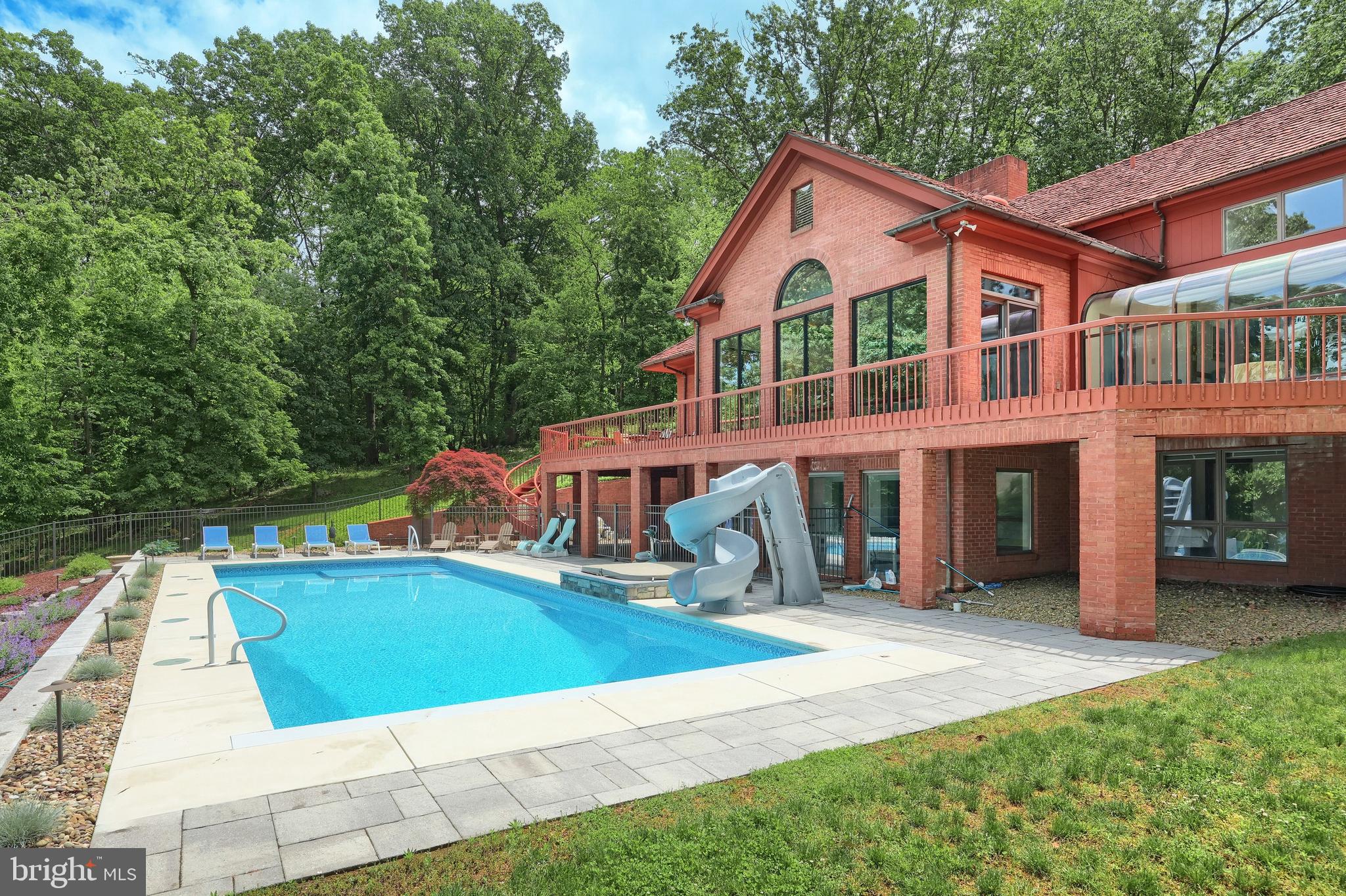 174 SPRINGHOUSE LANE