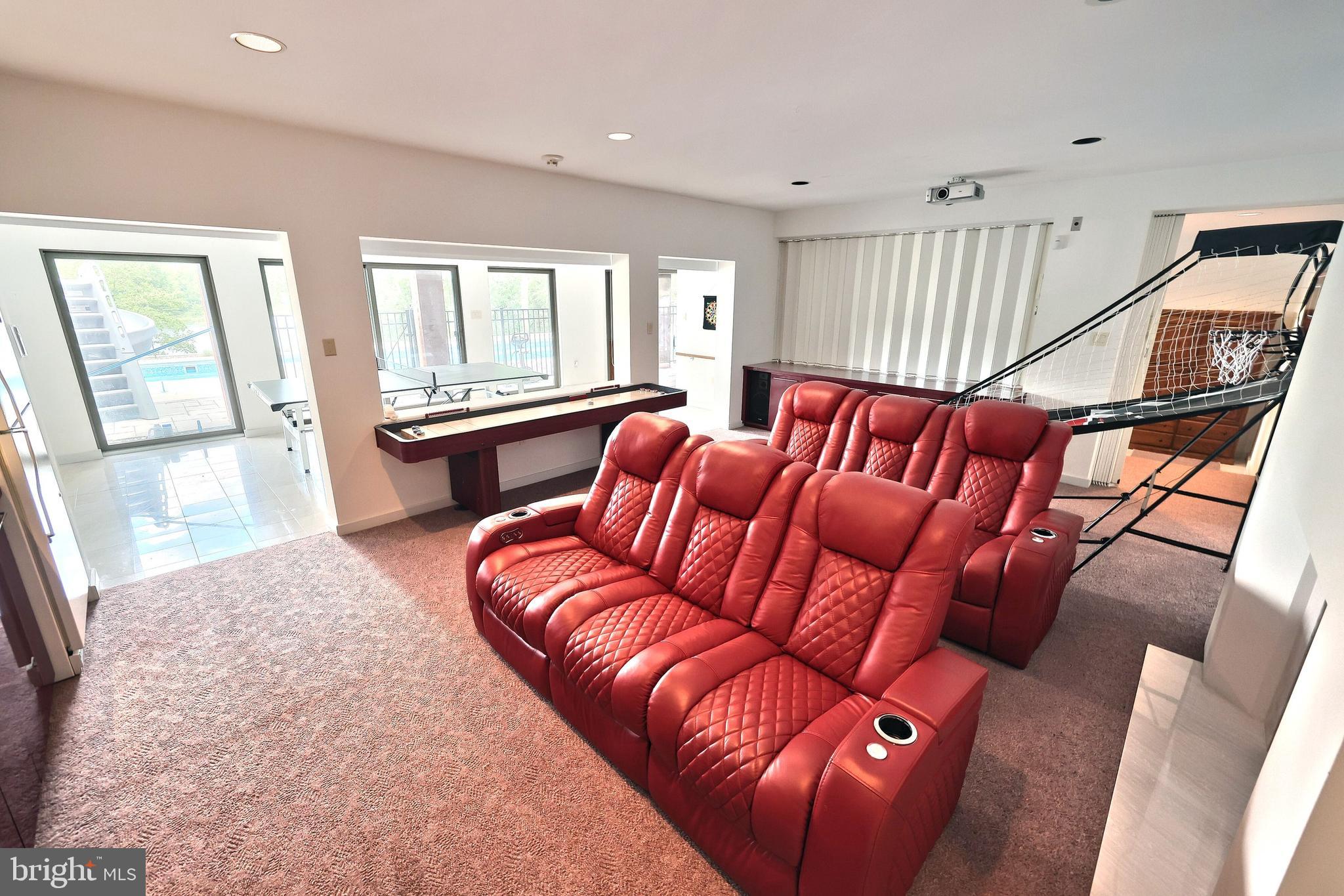 LAKE PAHAGACO - Residential