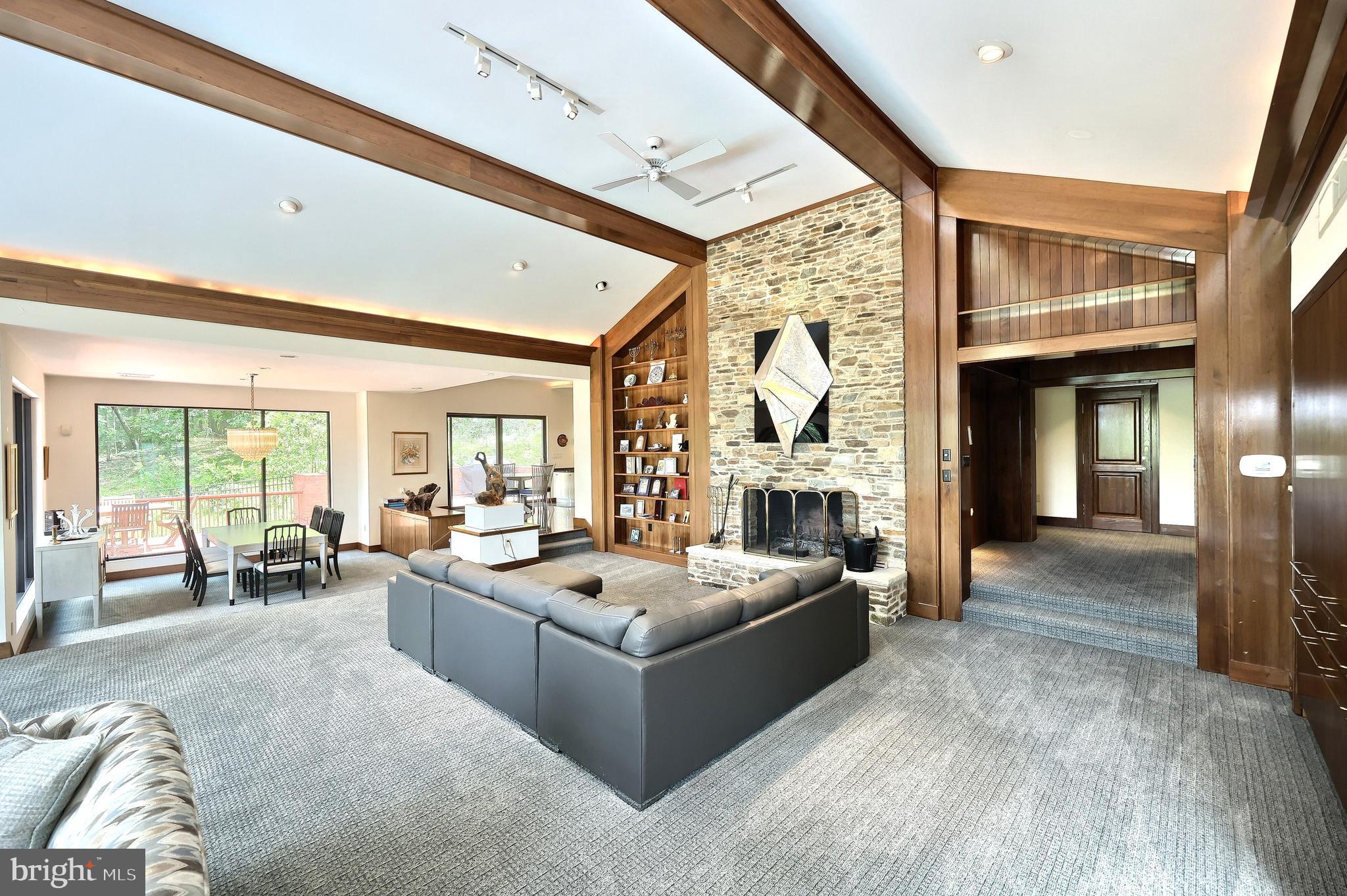 LAKE PAHAGACO - Residential