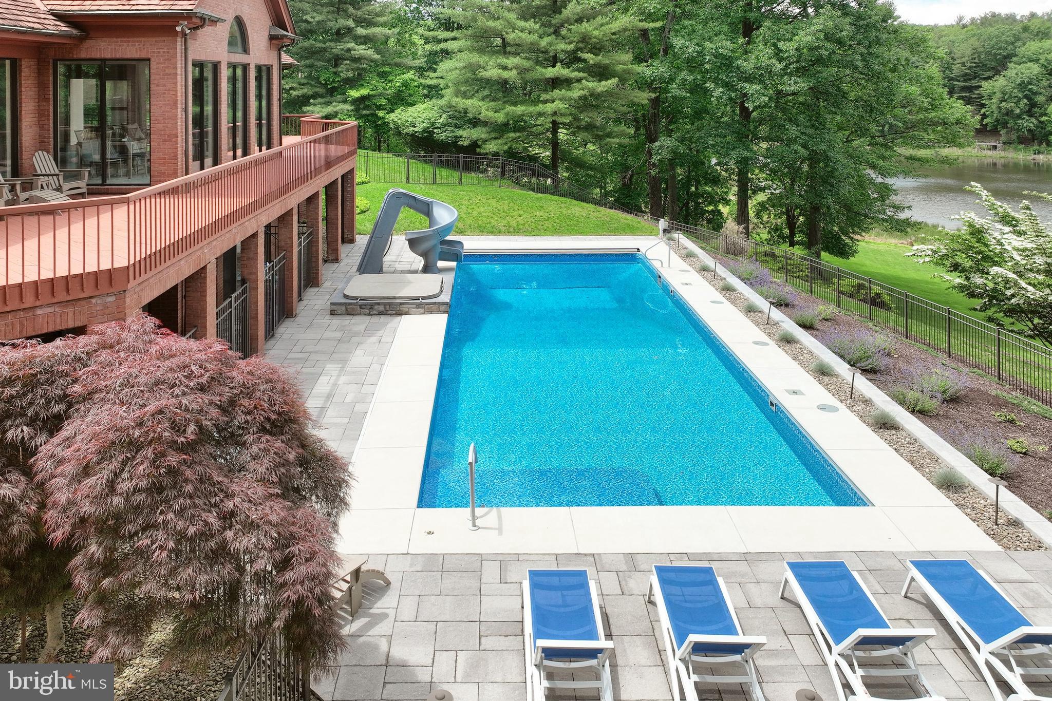 LAKE PAHAGACO - Residential