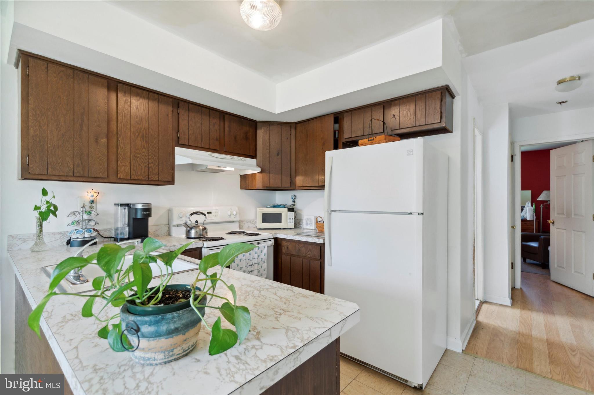 HUNTER CREST - Residential Income