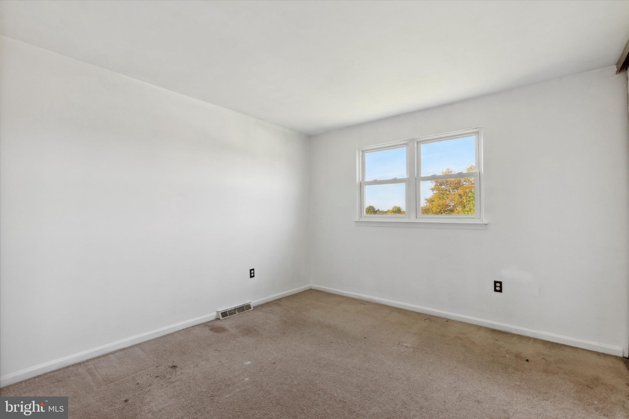 HUNTER CREST - Residential Income