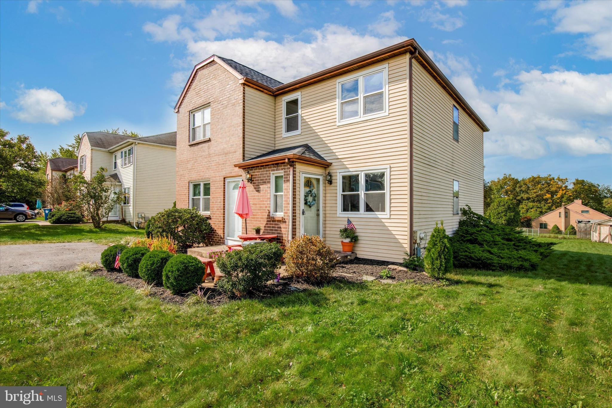 HUNTER CREST - Residential Income