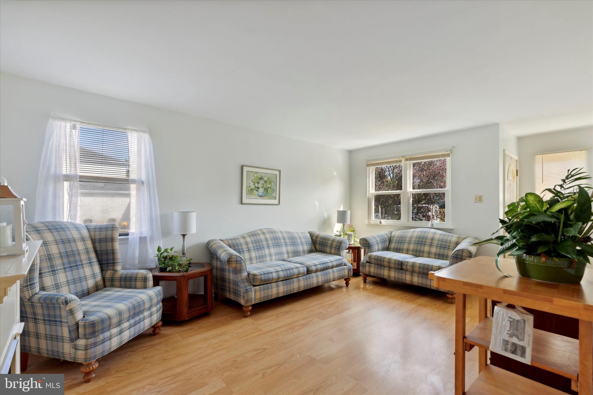 HUNTER CREST - Residential Income