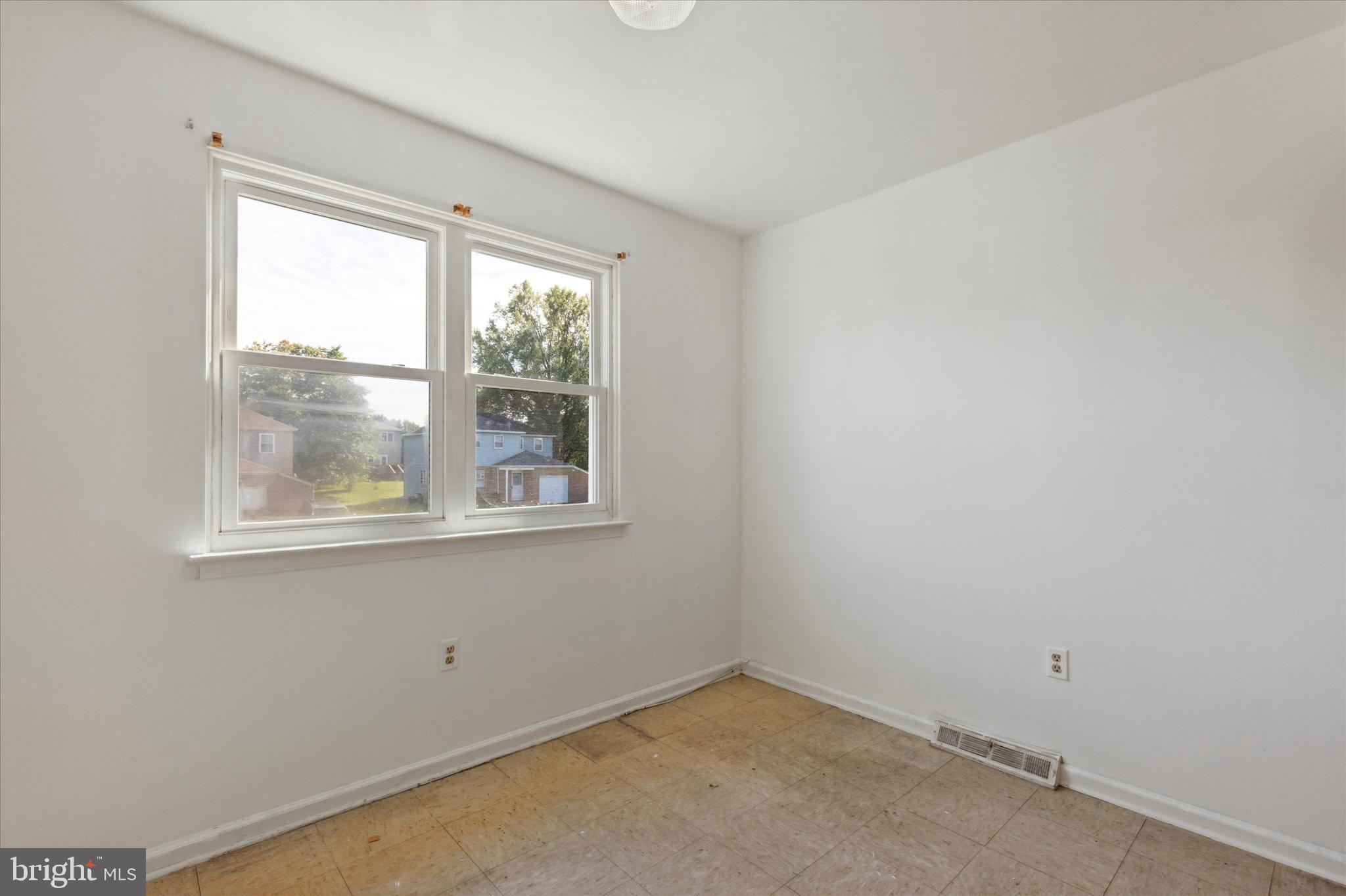 HUNTER CREST - Residential Income