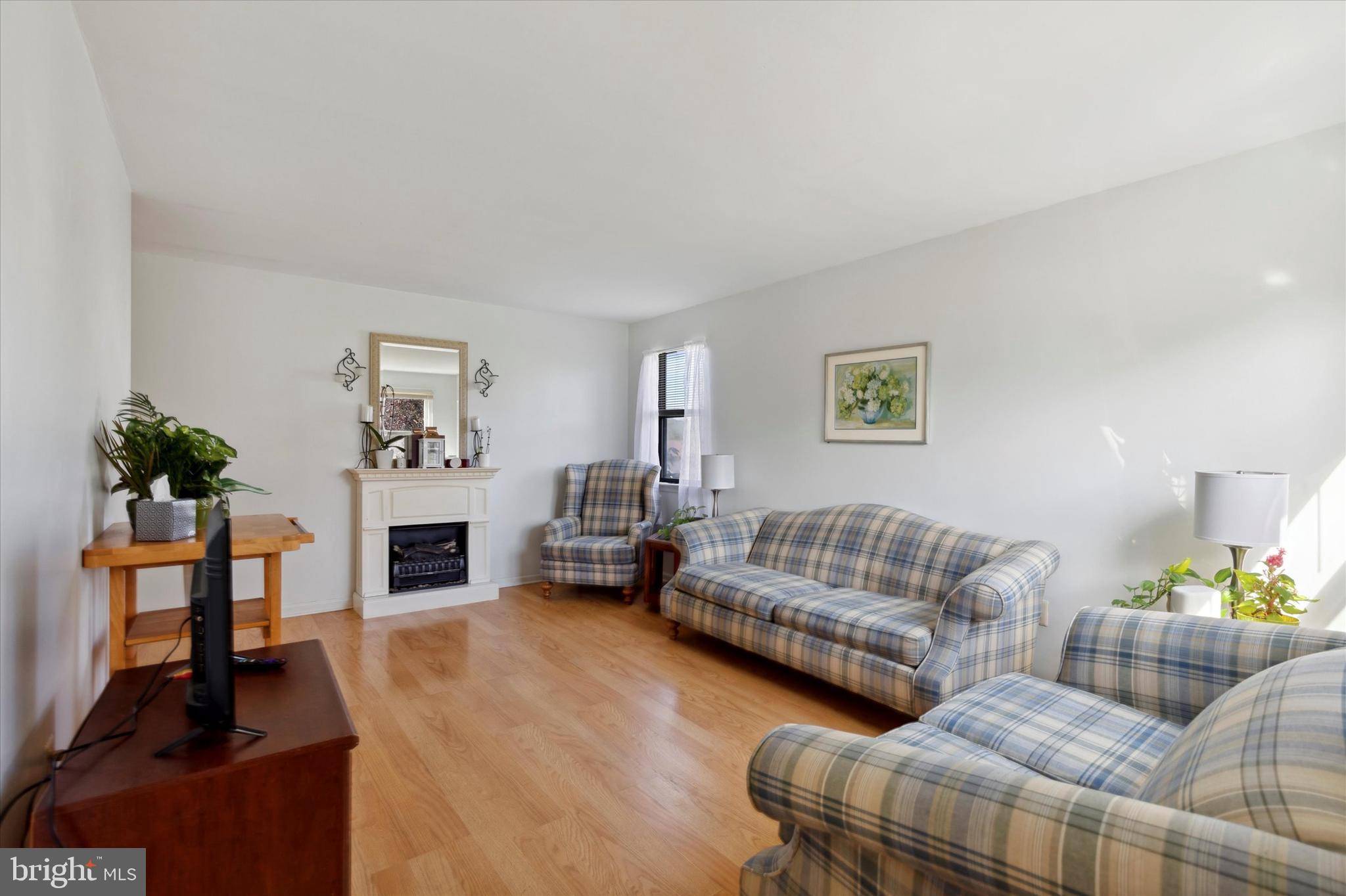 HUNTER CREST - Residential Income