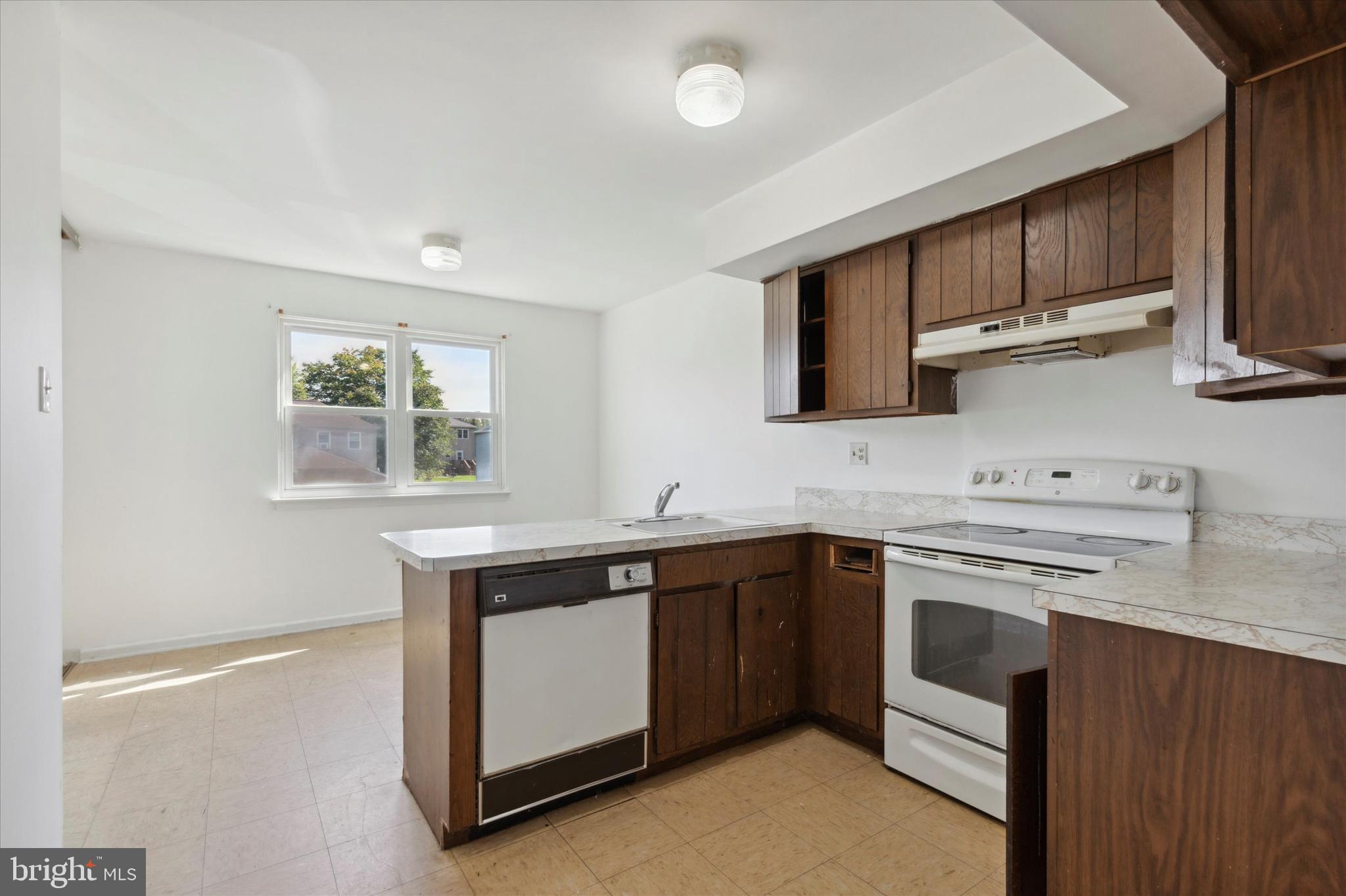 HUNTER CREST - Residential Income