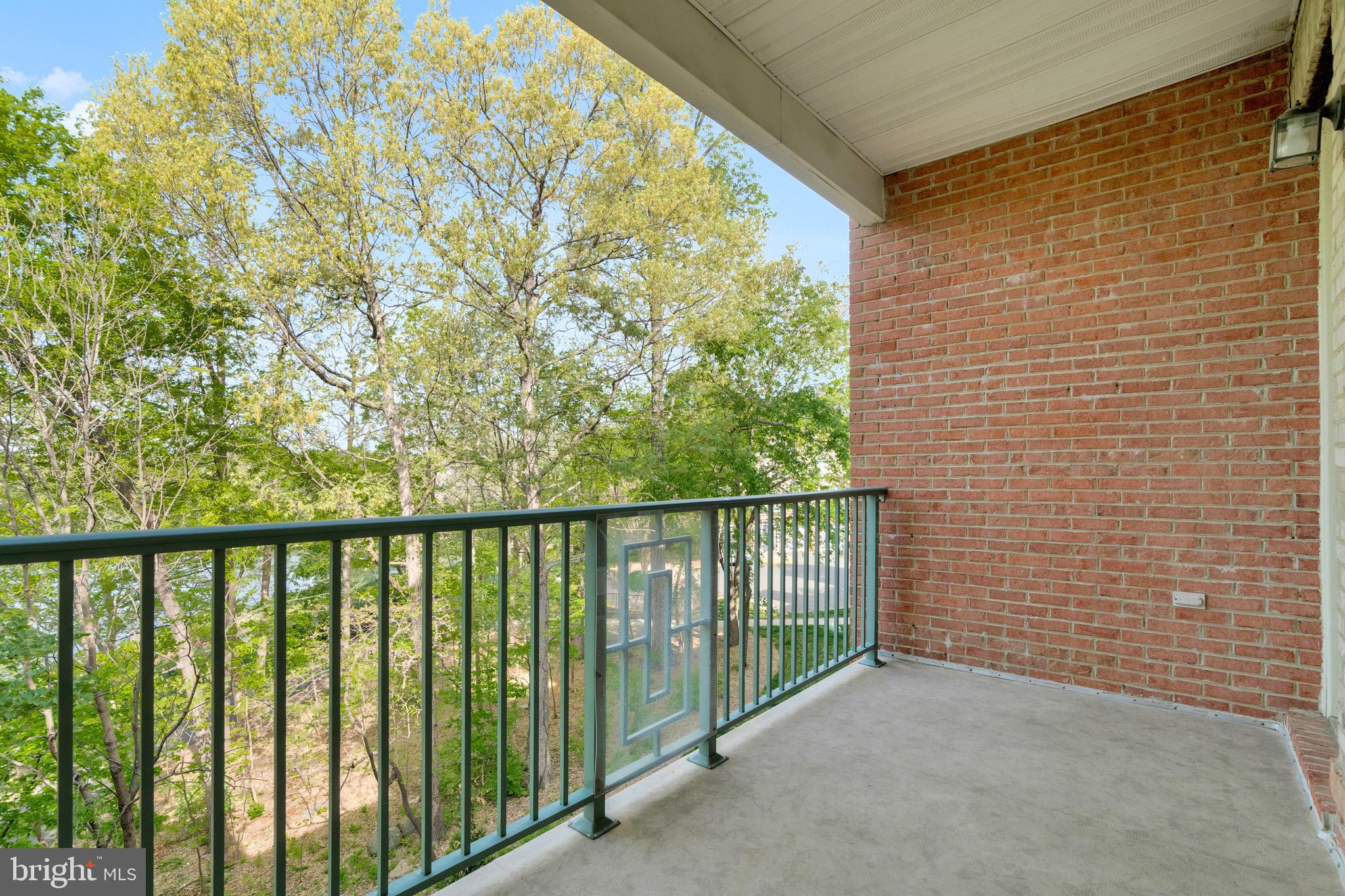 MADISON PARK AT WEST MARKET - Residential