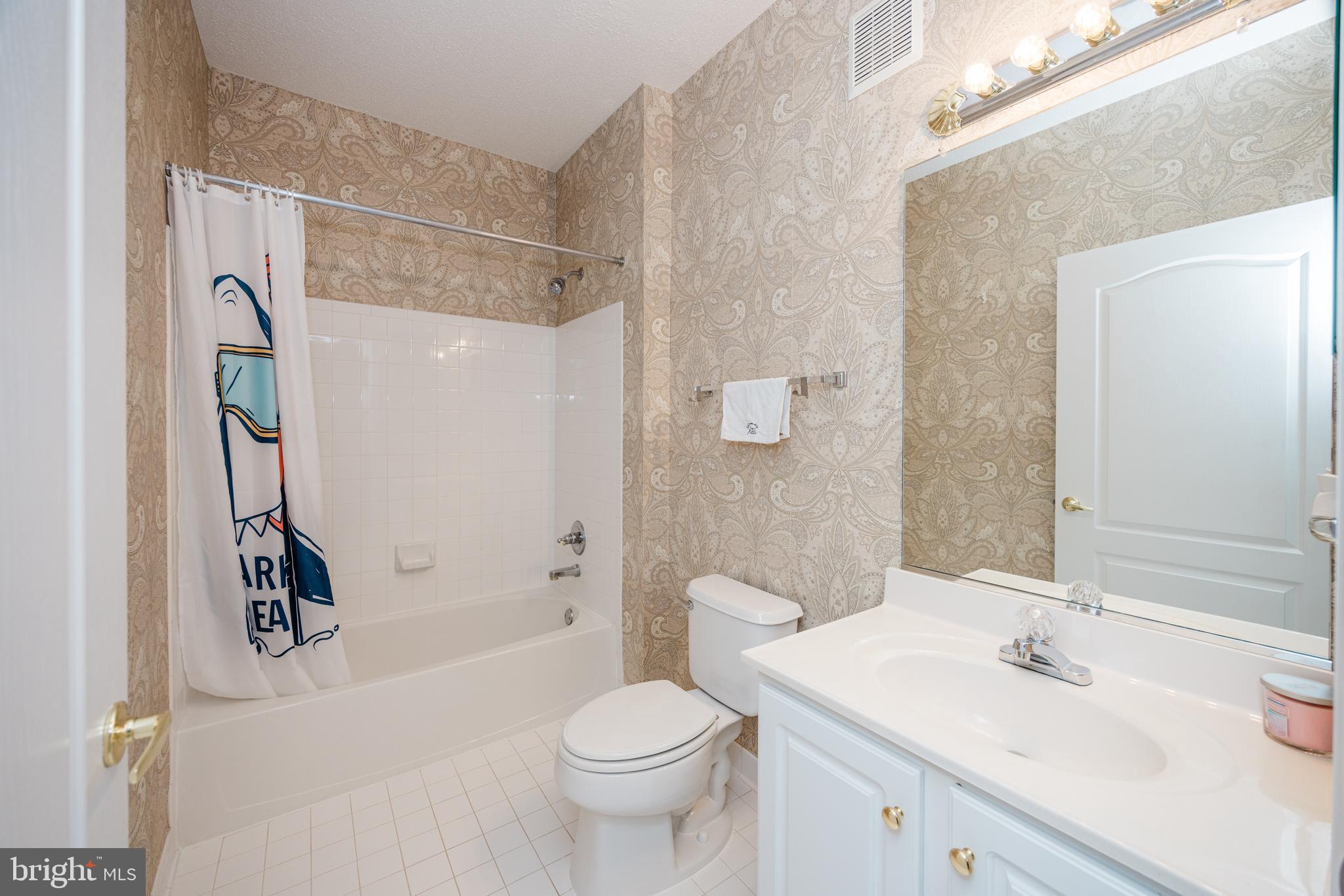 MADISON PARK AT WEST MARKET - Residential