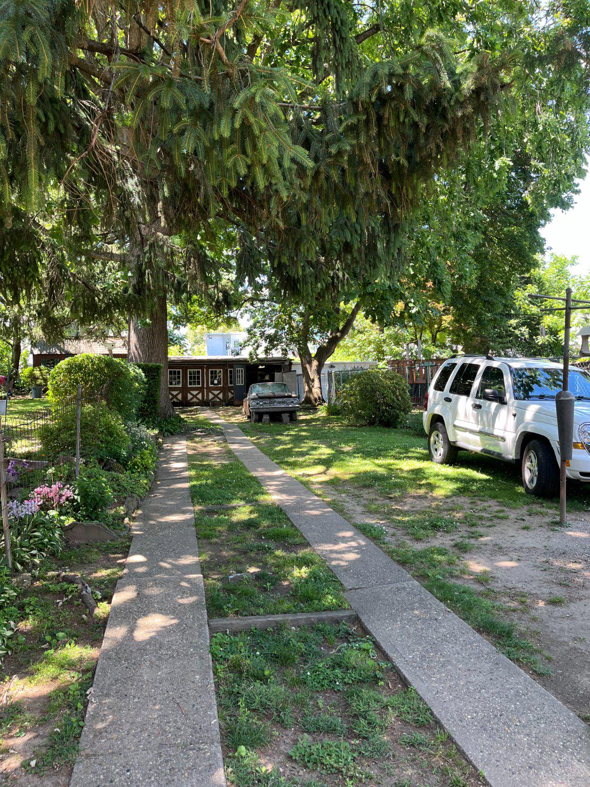 540 DUPONT STREET