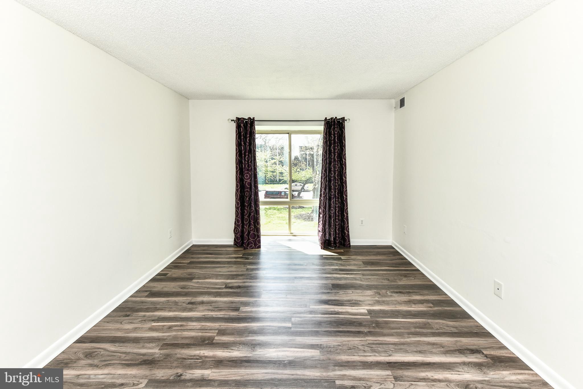 THE VISTAS - Residential Lease