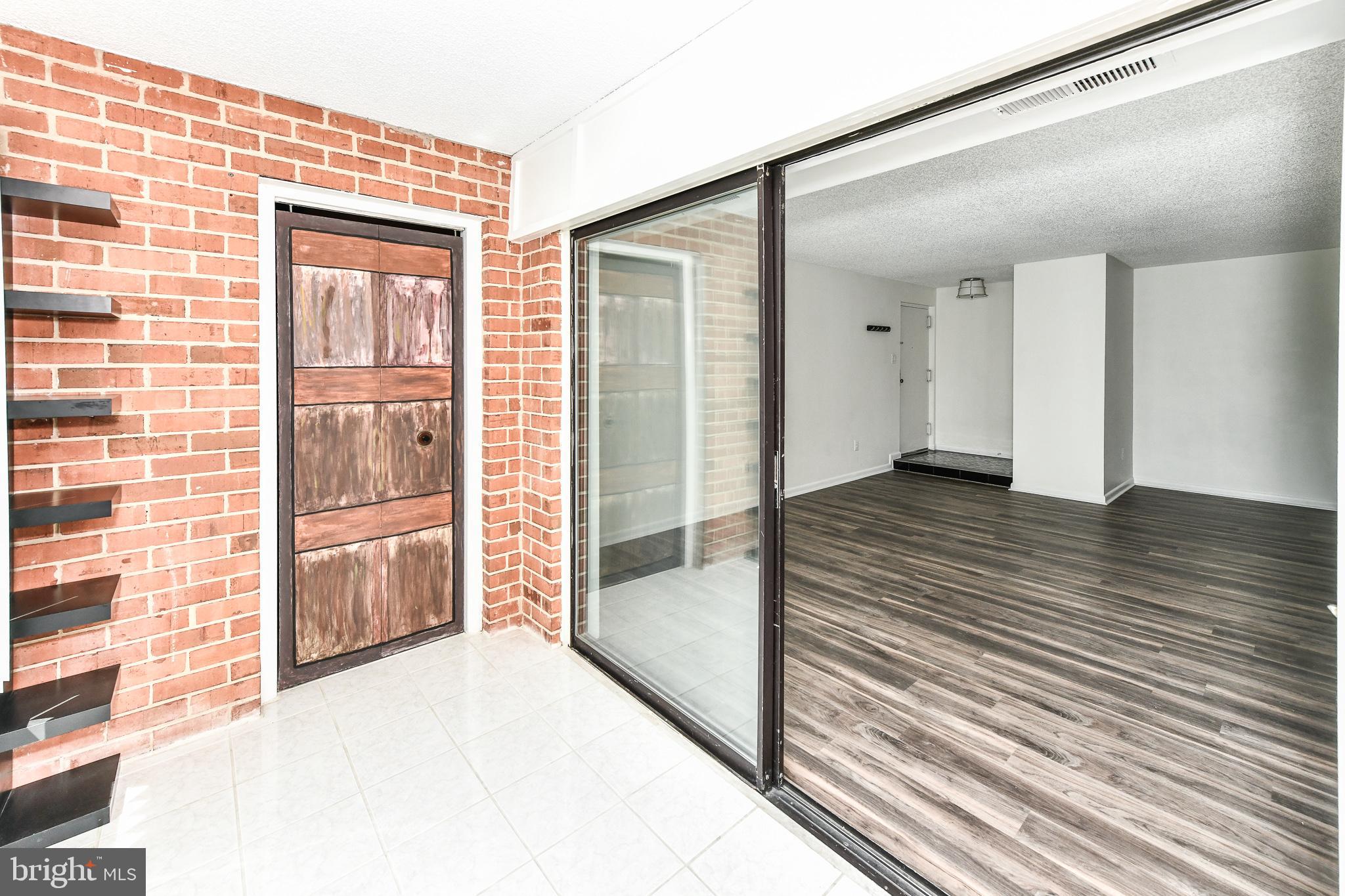 THE VISTAS - Residential Lease