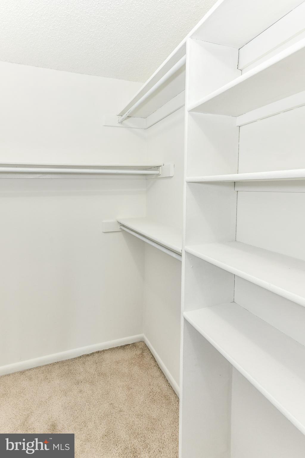 THE VISTAS - Residential Lease