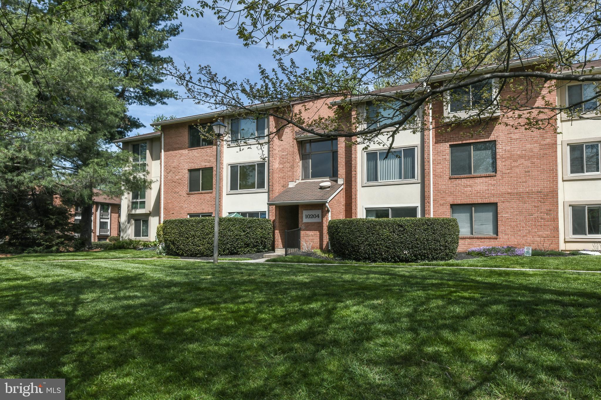 THE VISTAS - Residential Lease