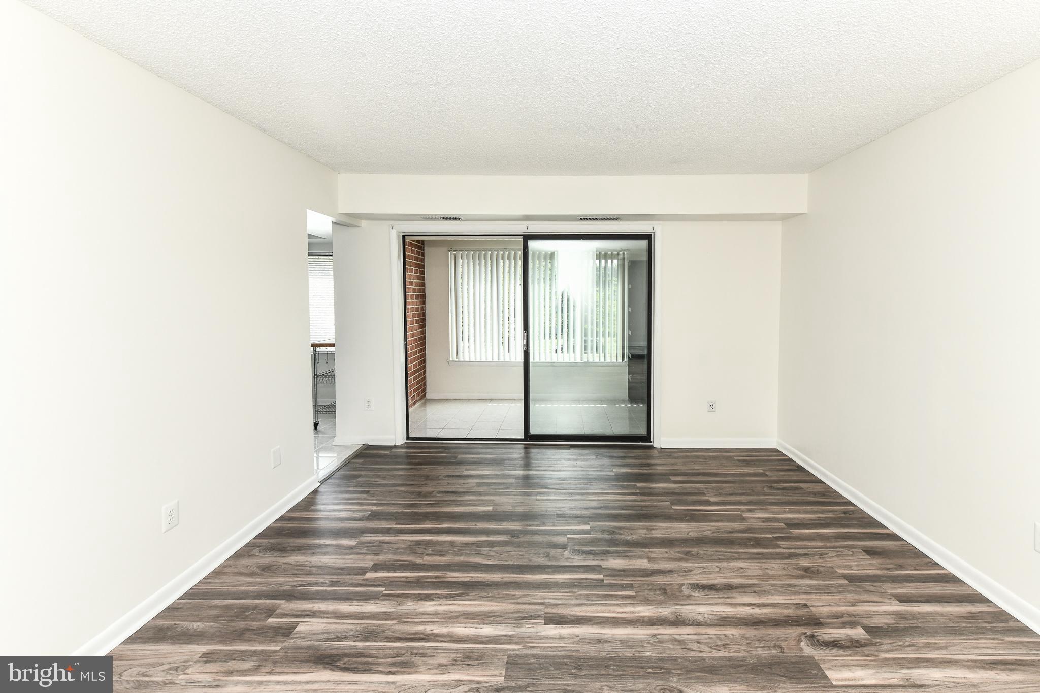 THE VISTAS - Residential Lease