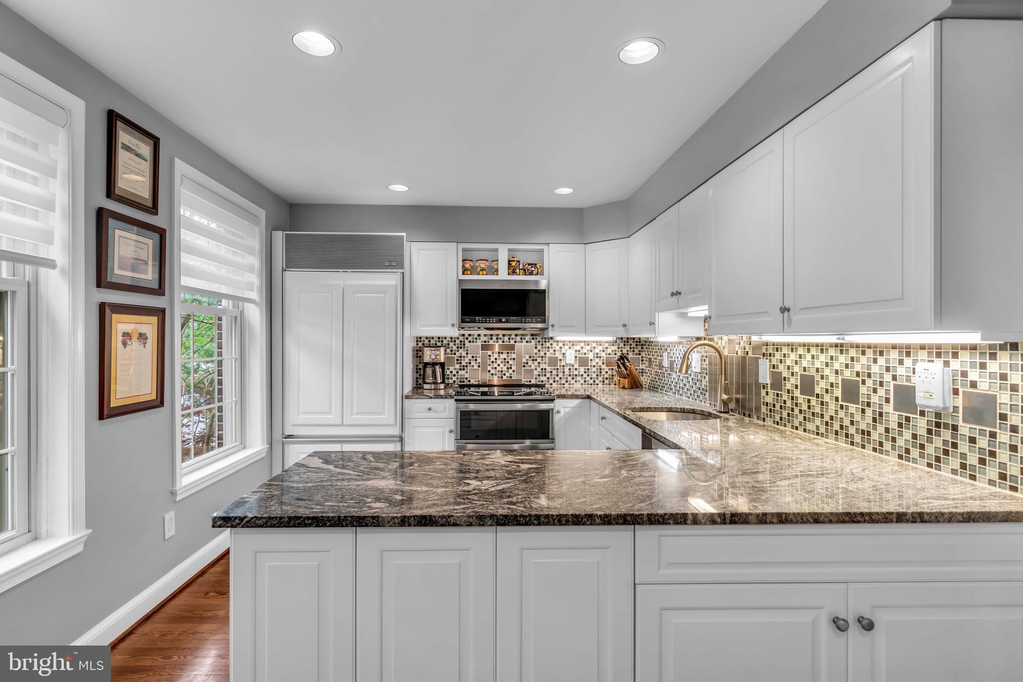 1118 N Pitt St, Alexandria, VA, 22314, USA, 4 Bedrooms Bedrooms, ,3 BathroomsBathrooms,Townhouse,Pending,1118 N Pitt St,VAAX2061200