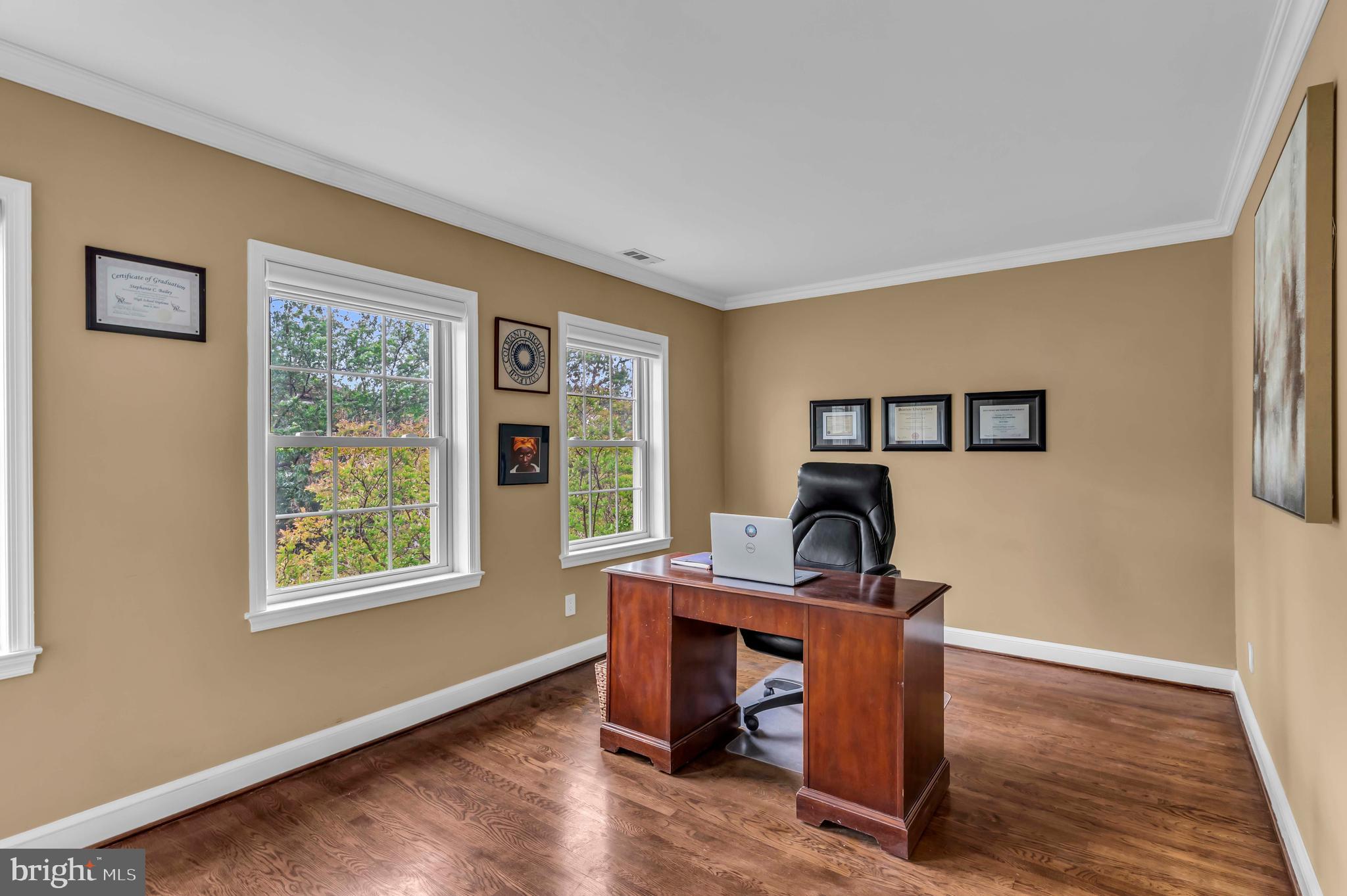 1118 N Pitt St, Alexandria, VA, 22314, USA, 4 Bedrooms Bedrooms, ,3 BathroomsBathrooms,Townhouse,Pending,1118 N Pitt St,VAAX2061200