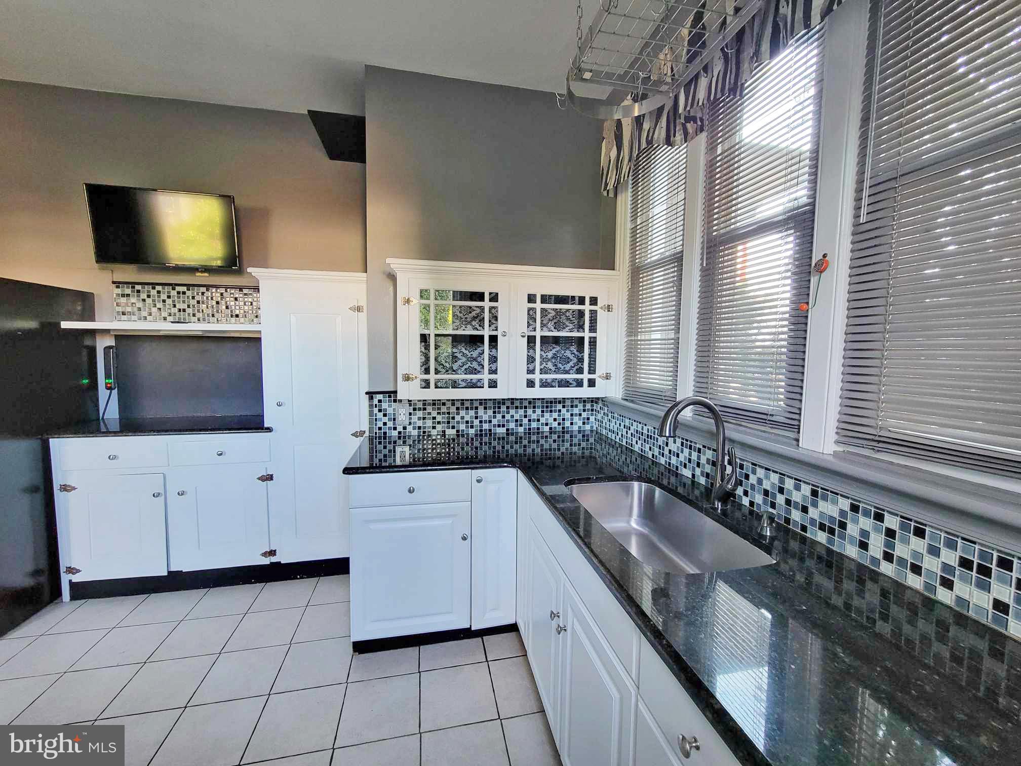 RIDLEY PARK - Residential Lease