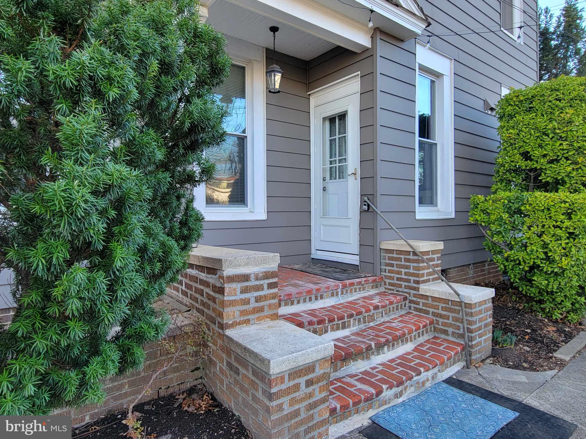 RIDLEY PARK - Residential Lease