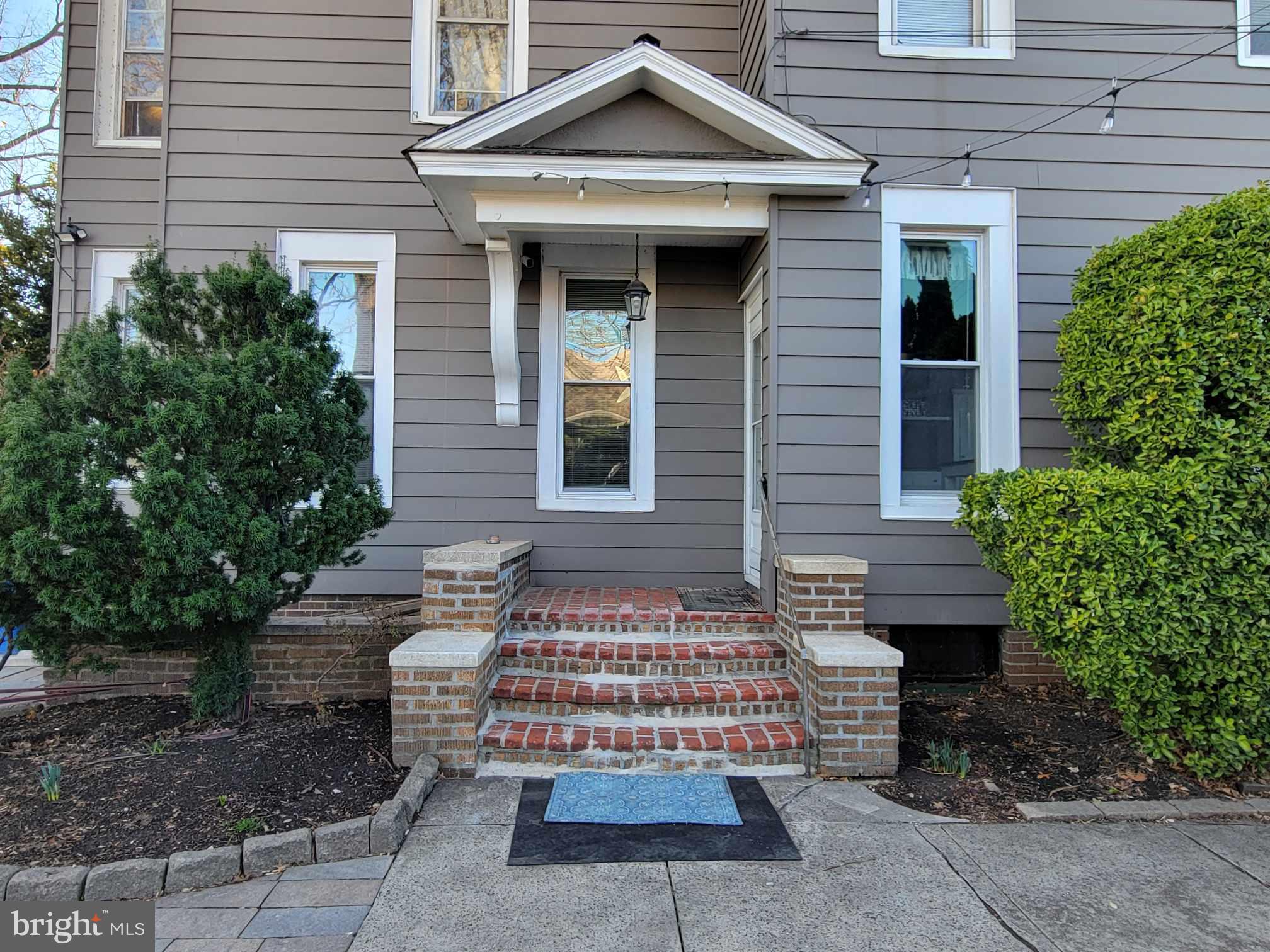 RIDLEY PARK - Residential Lease