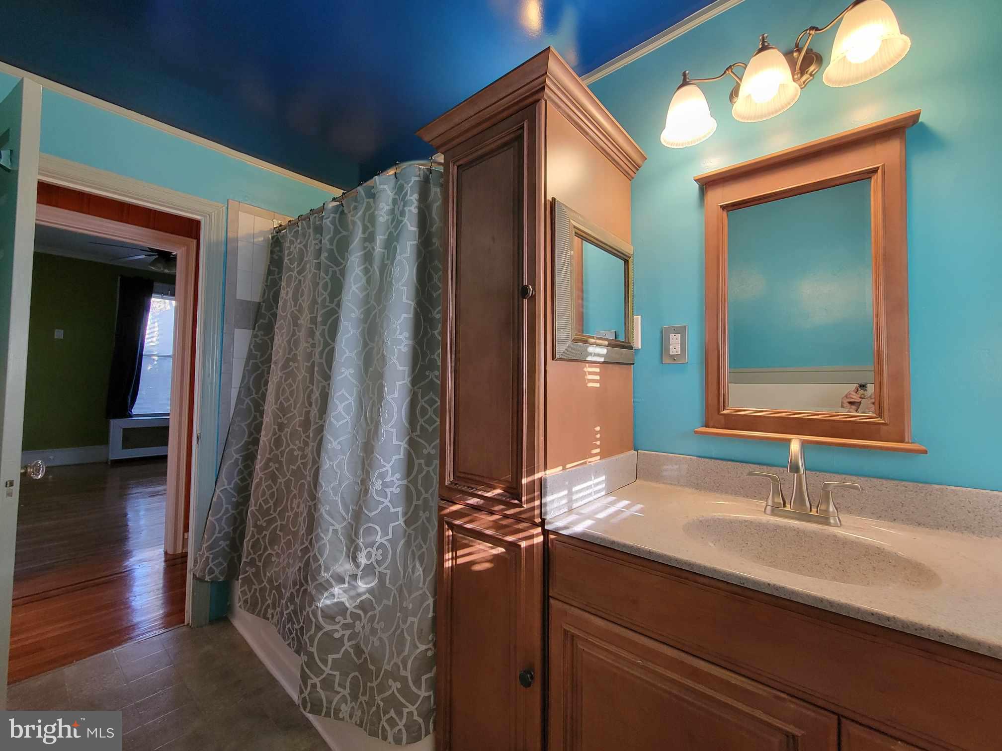 RIDLEY PARK - Residential Lease