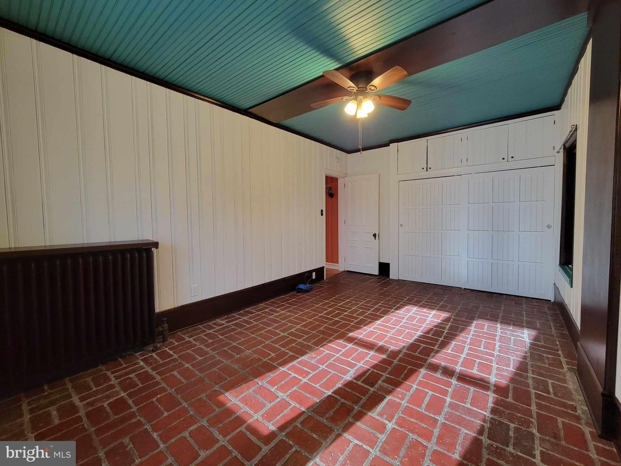 RIDLEY PARK - Residential Lease