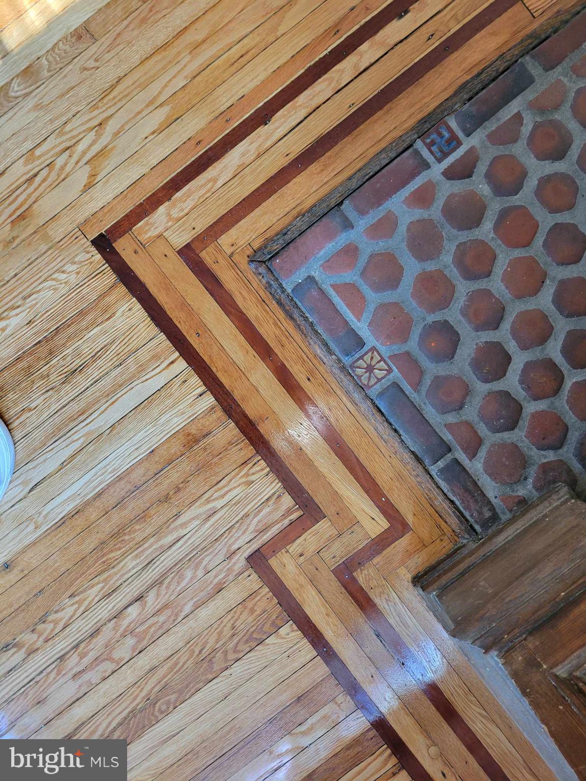 RIDLEY PARK - Residential Lease