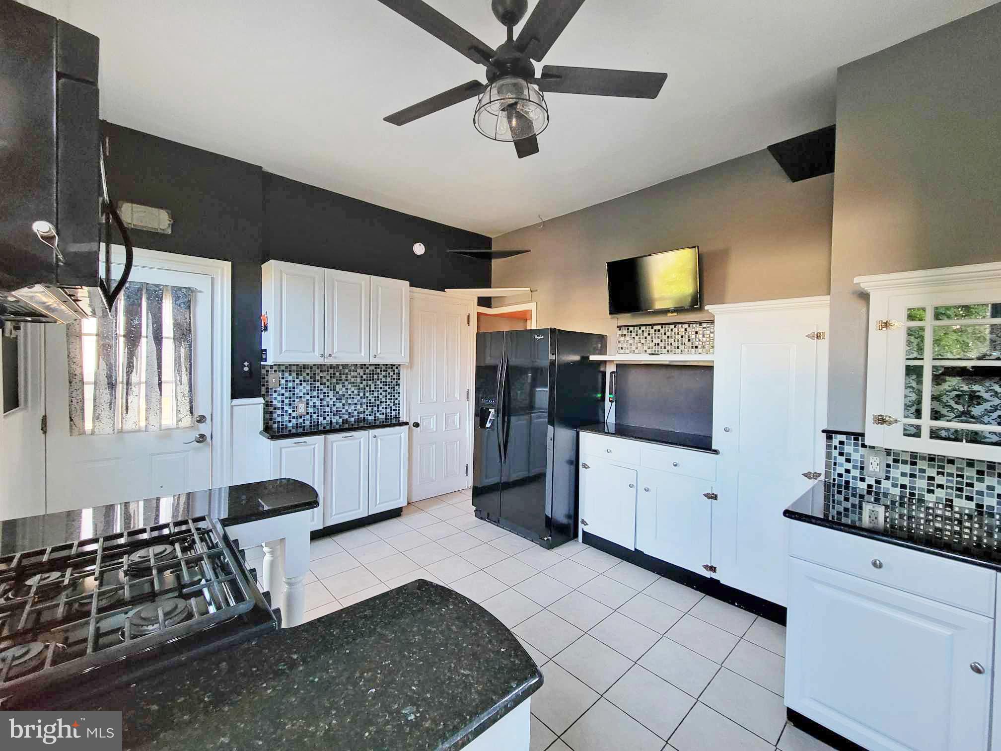 RIDLEY PARK - Residential Lease