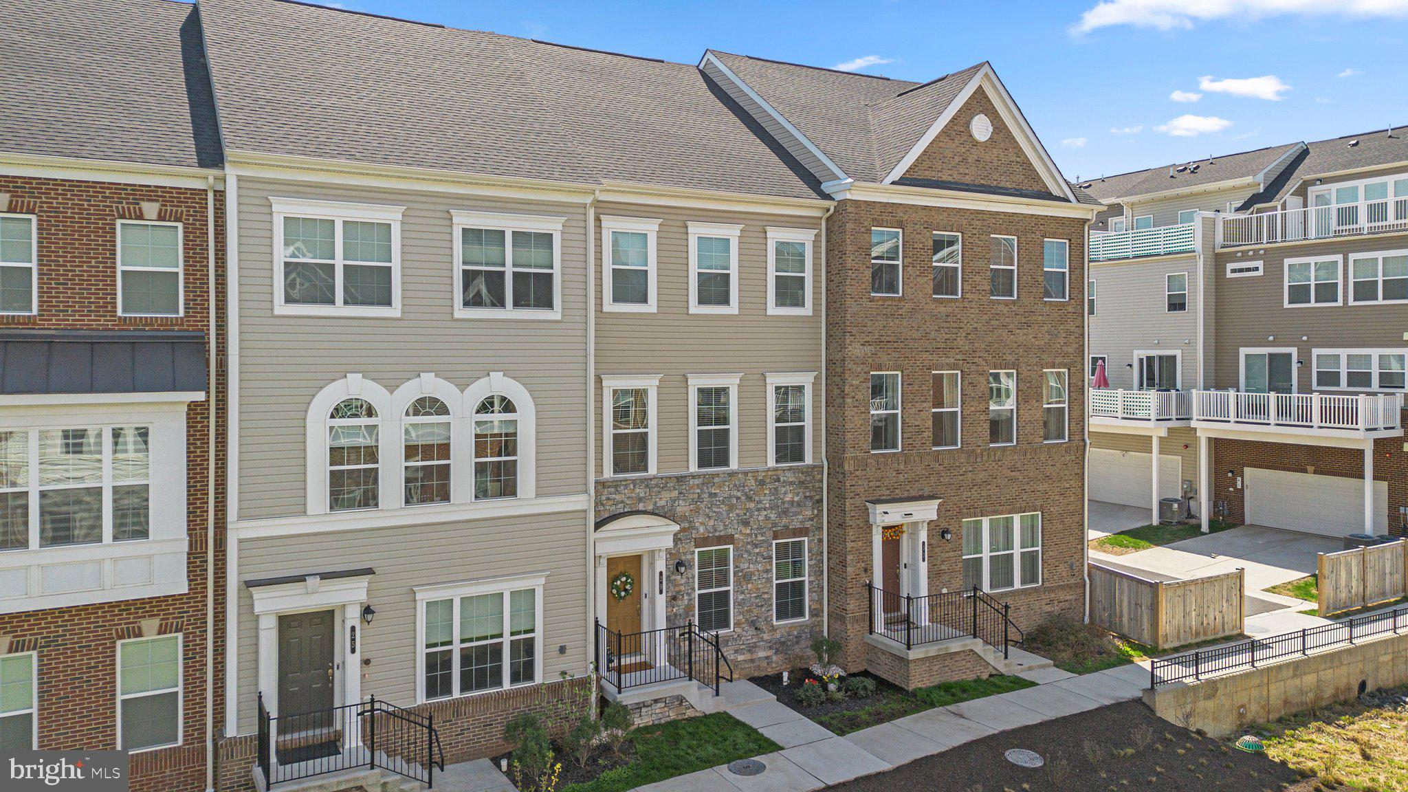 29 GREEN DOME PLACE