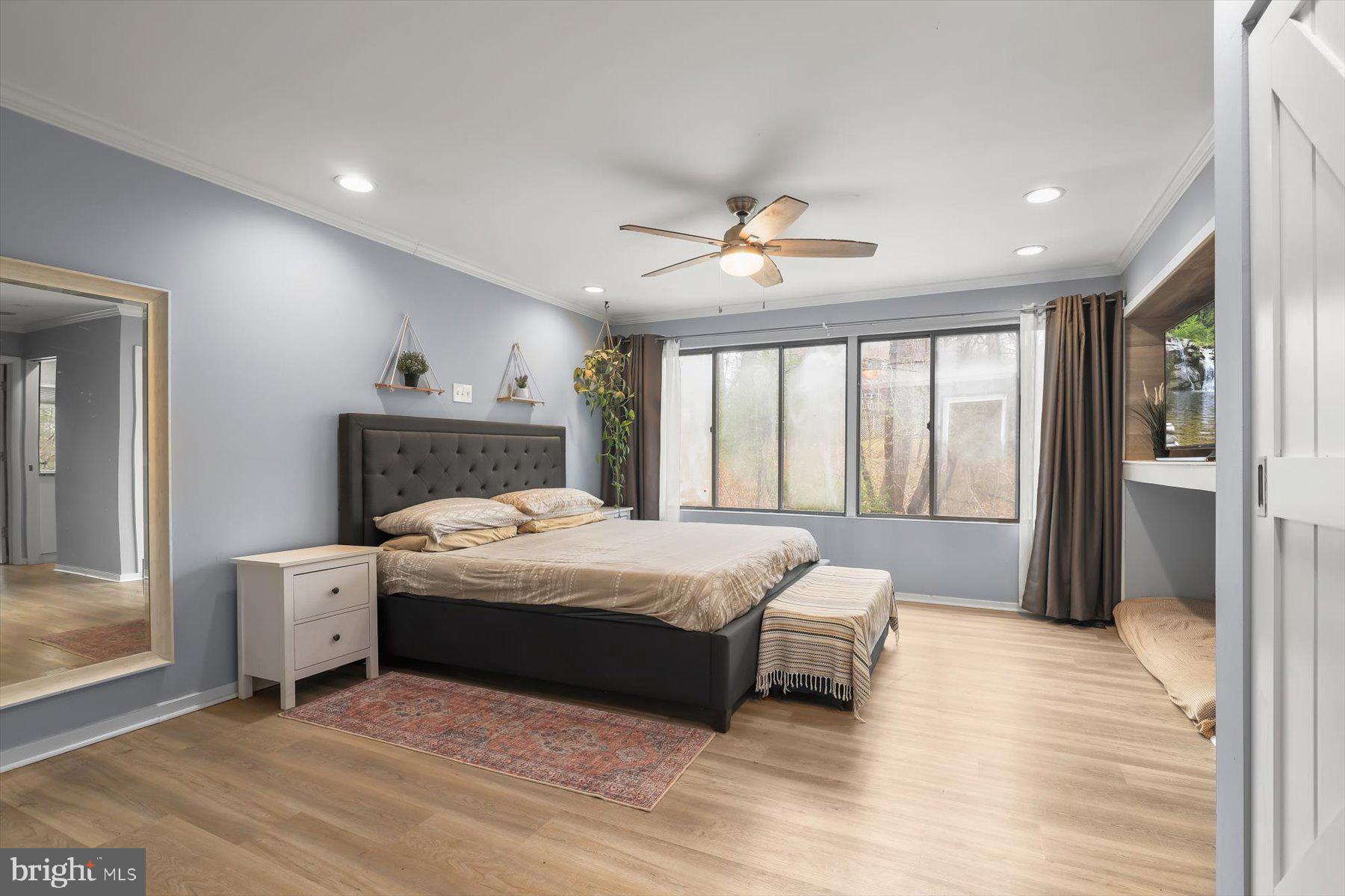 VALLEY HILLS - Residential