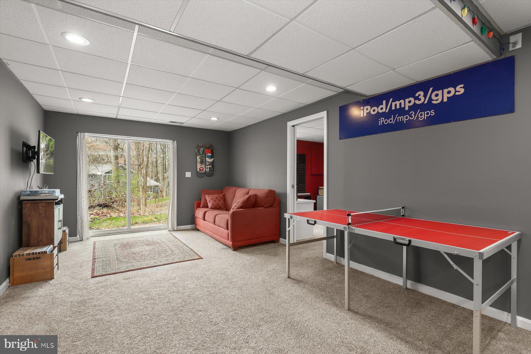 VALLEY HILLS - Residential