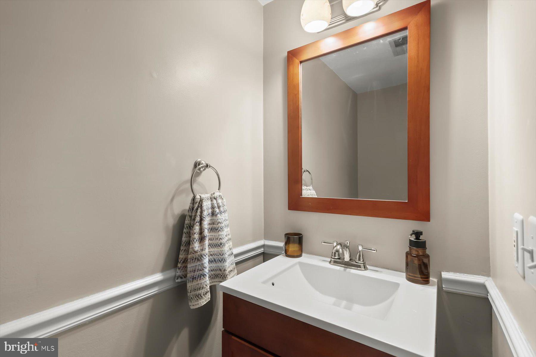 VALLEY HILLS - Residential