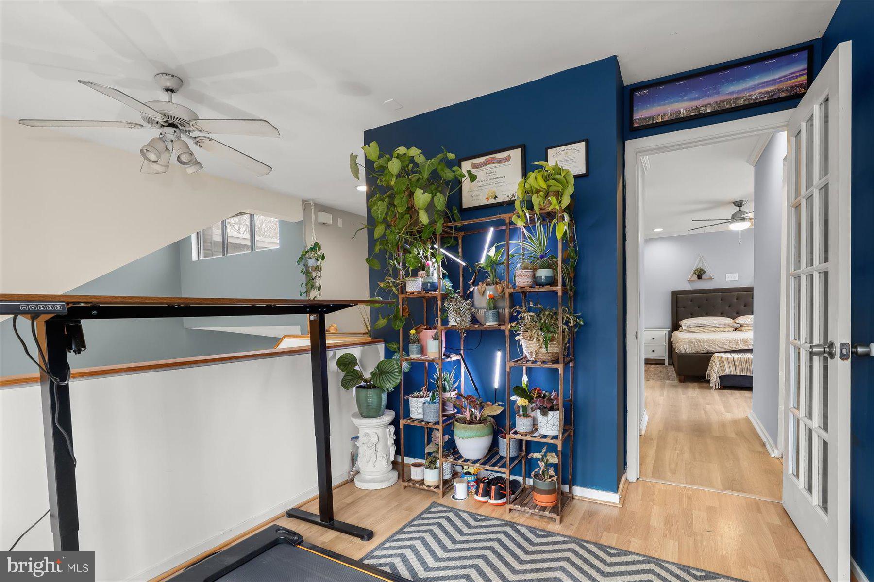 VALLEY HILLS - Residential