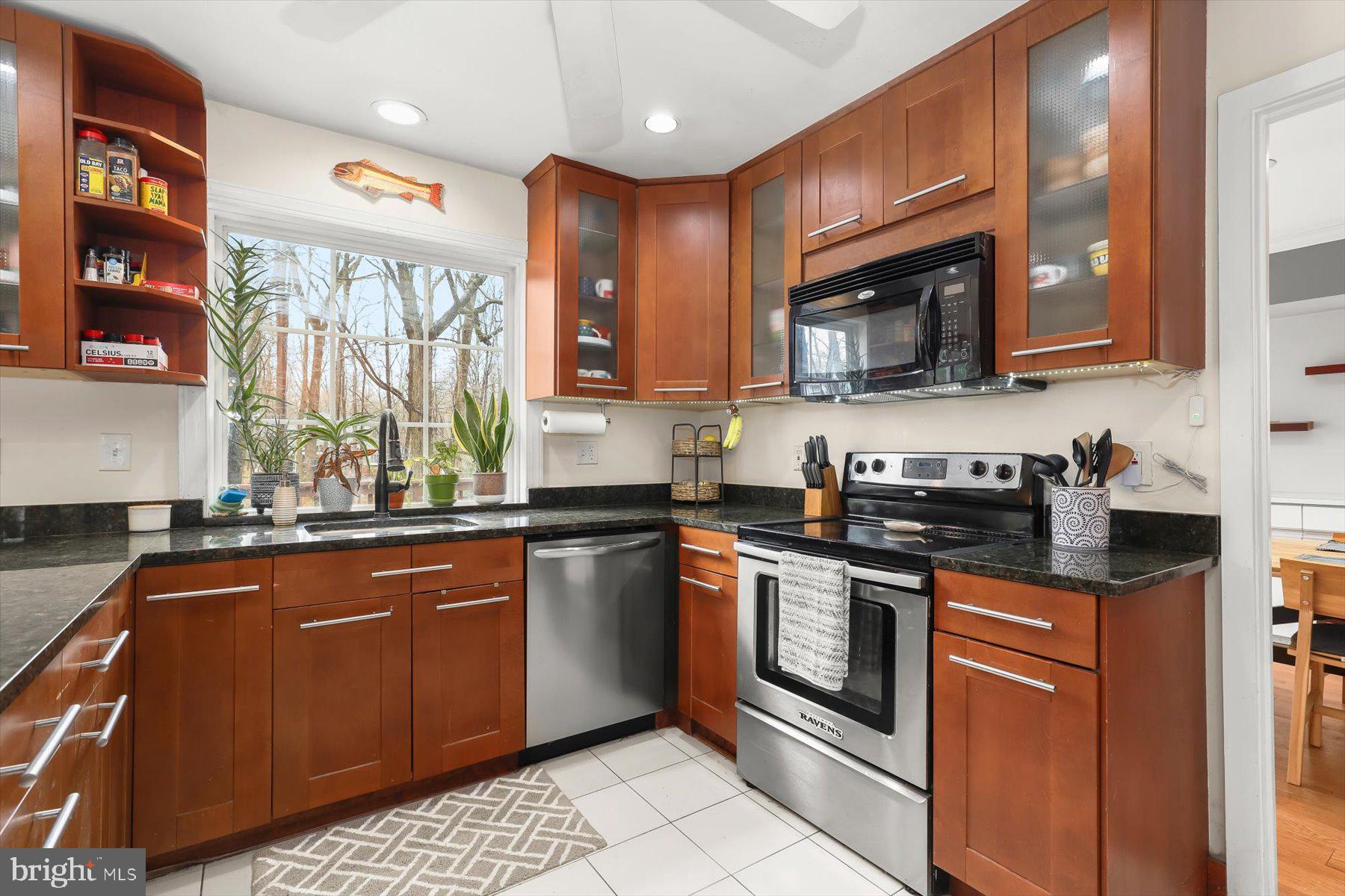 VALLEY HILLS - Residential