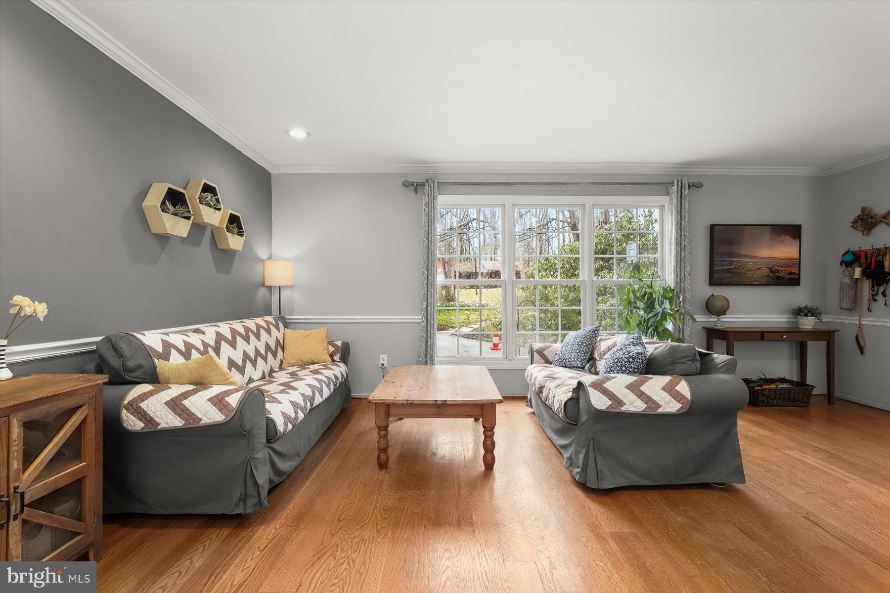 3 HUNTFIELD COURT
