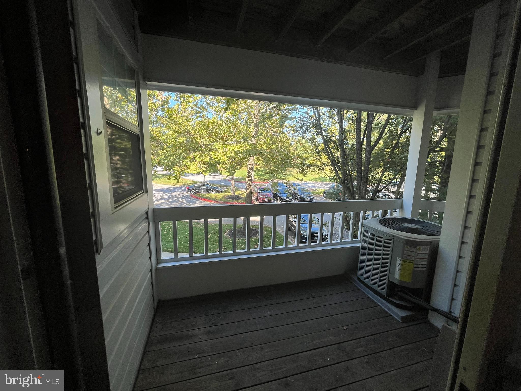 MONTGOMERY RUN - Residential Lease