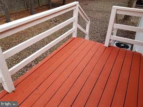 BARKSDALE ESTATES - Residential Lease