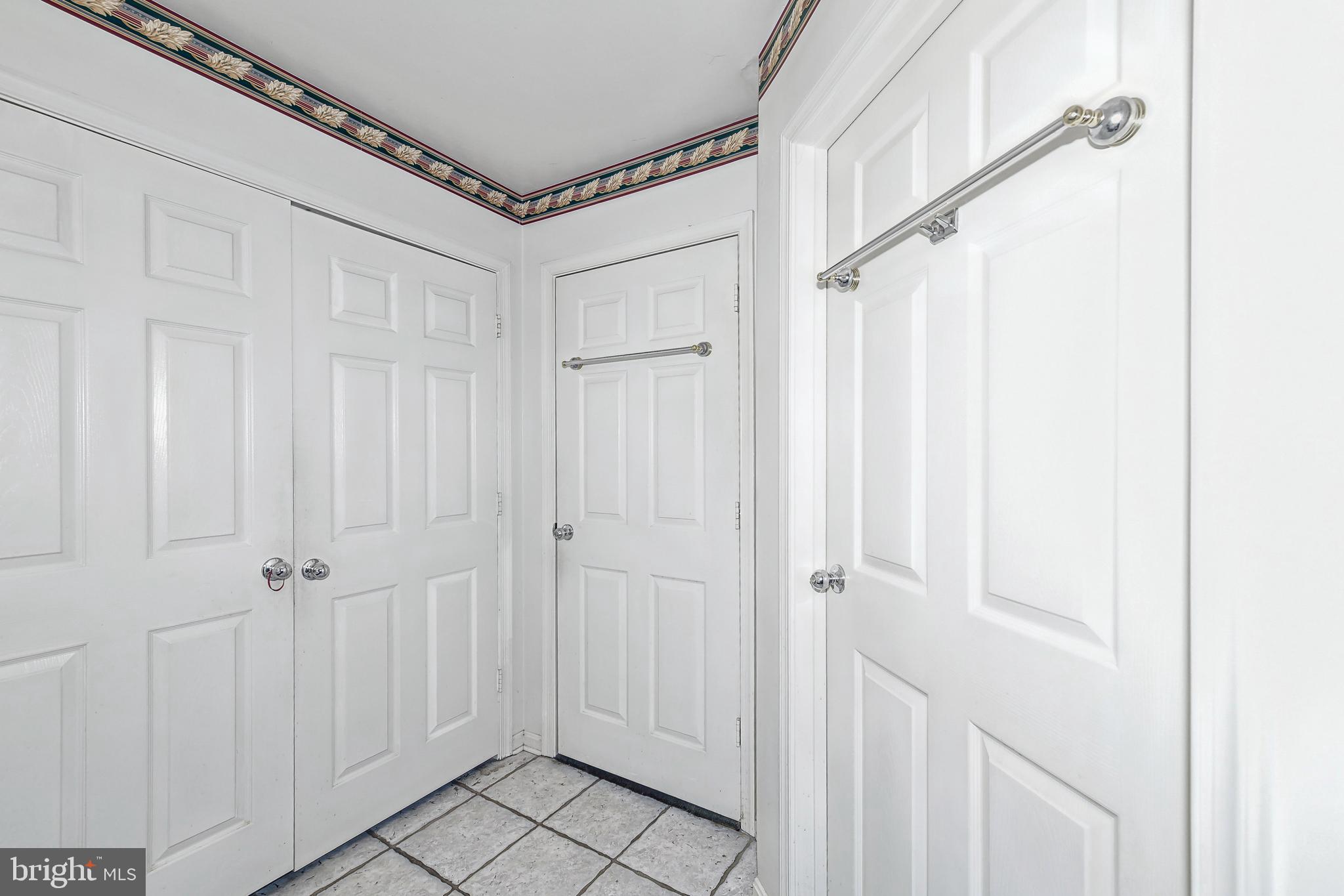 SILVERBROOK WOOD - Residential