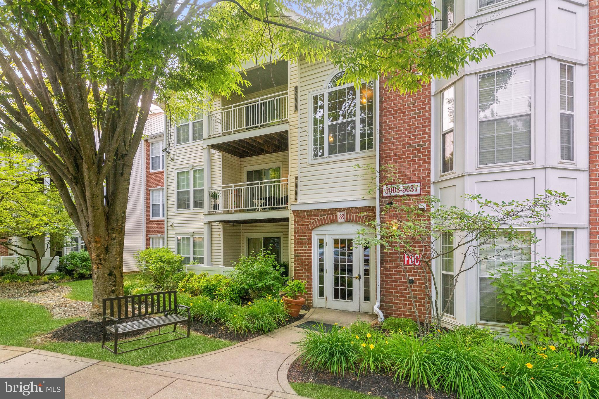 SILVERBROOK WOOD - Residential