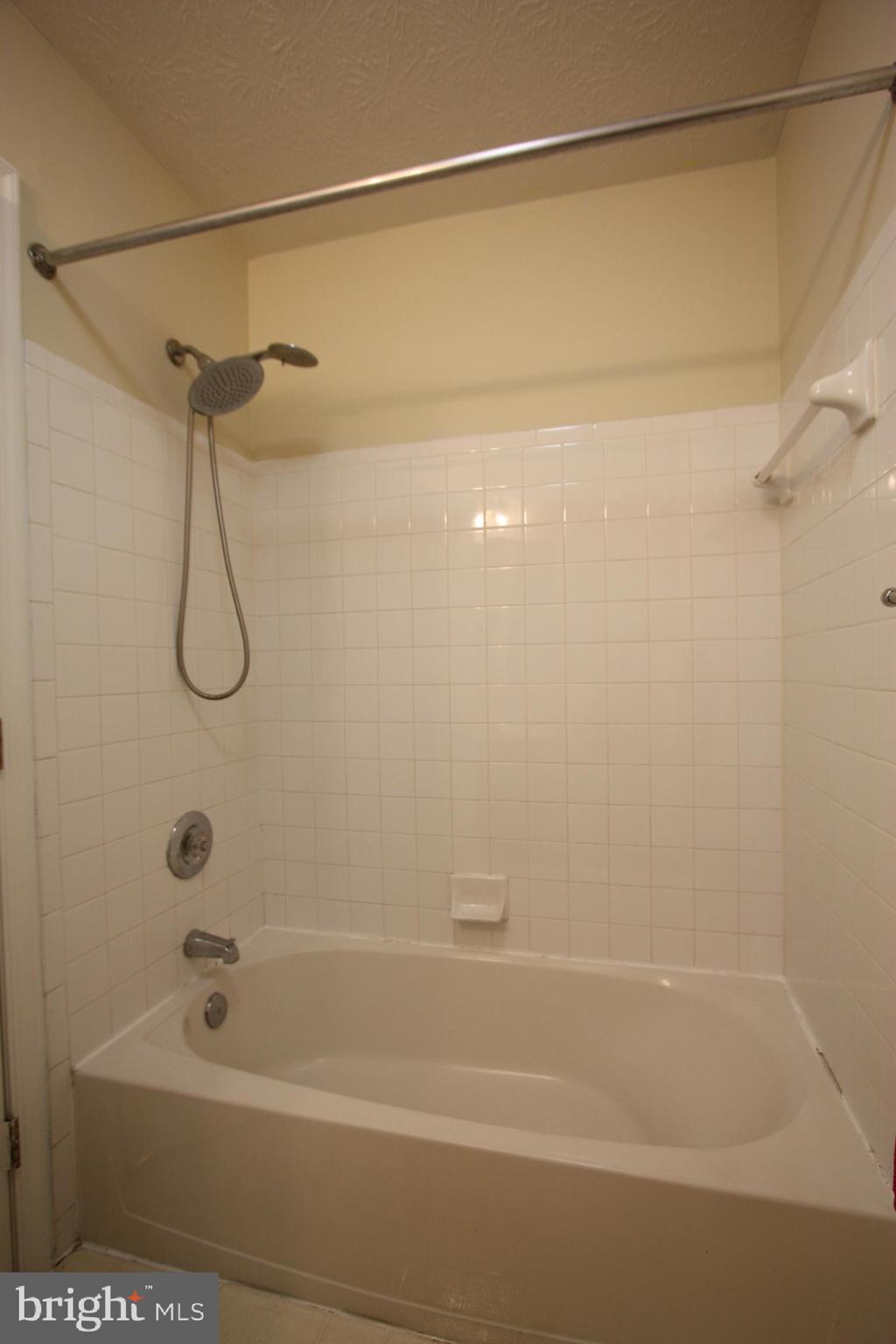 ST CLAIR - Residential Lease