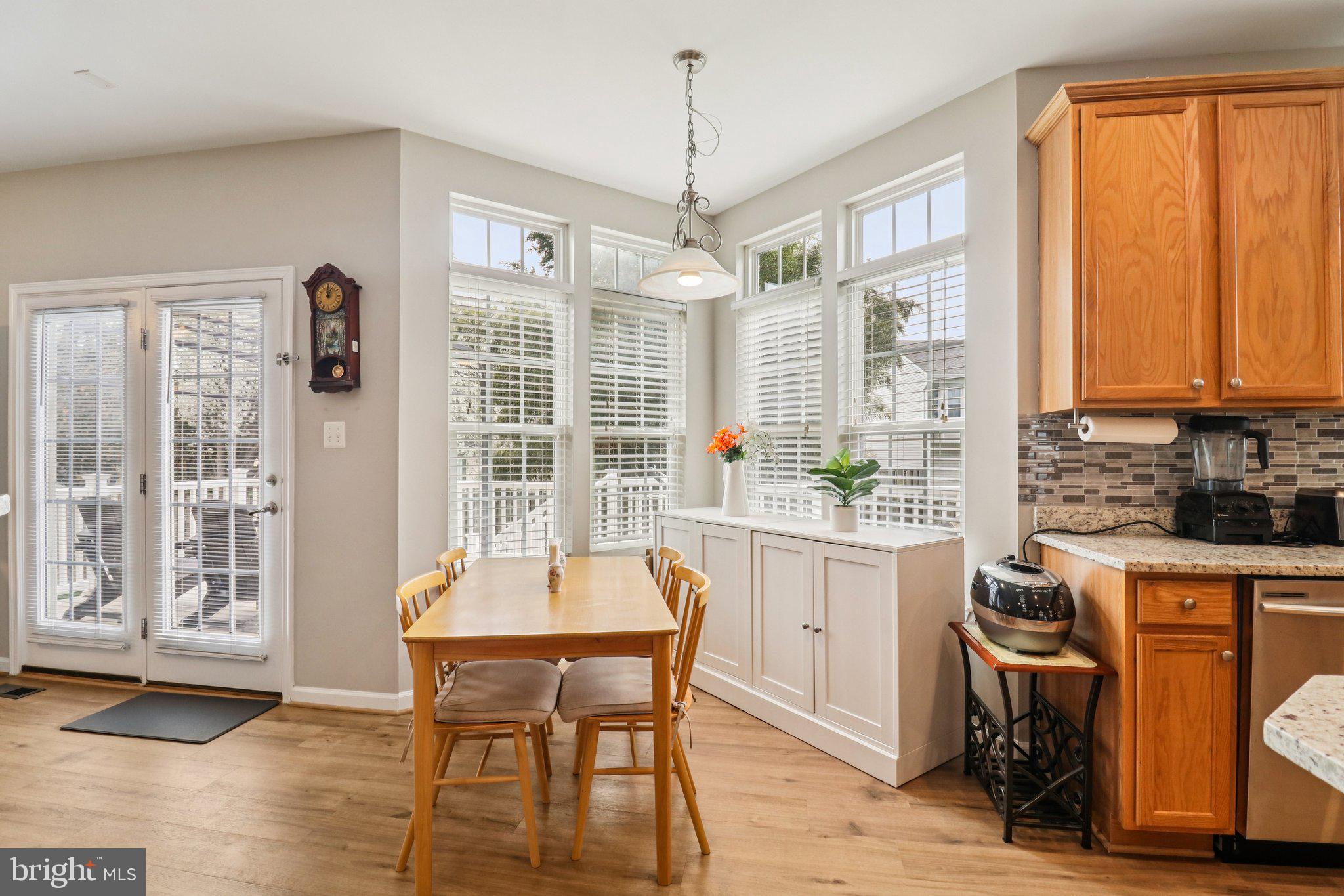 HERNDON CROSSING - Residential